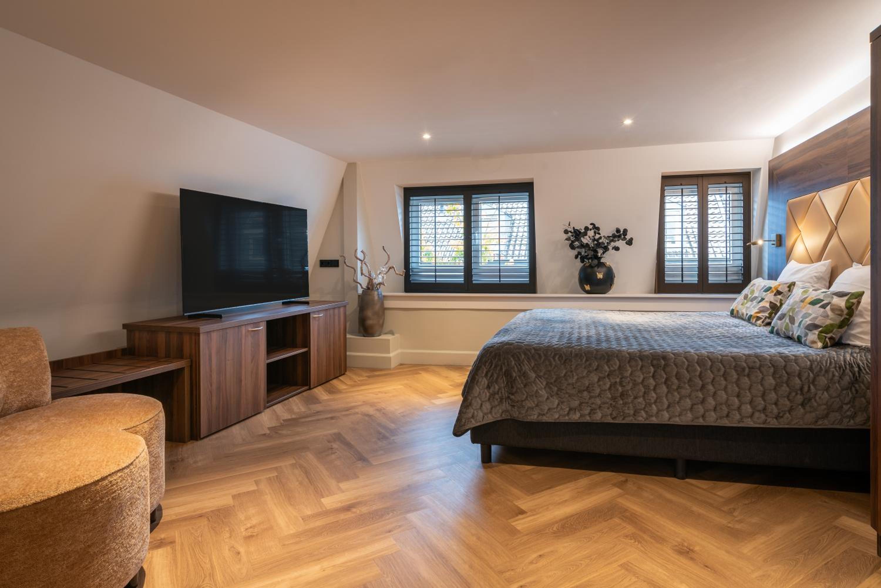 Superior Room with Spa Bath - Photo 20