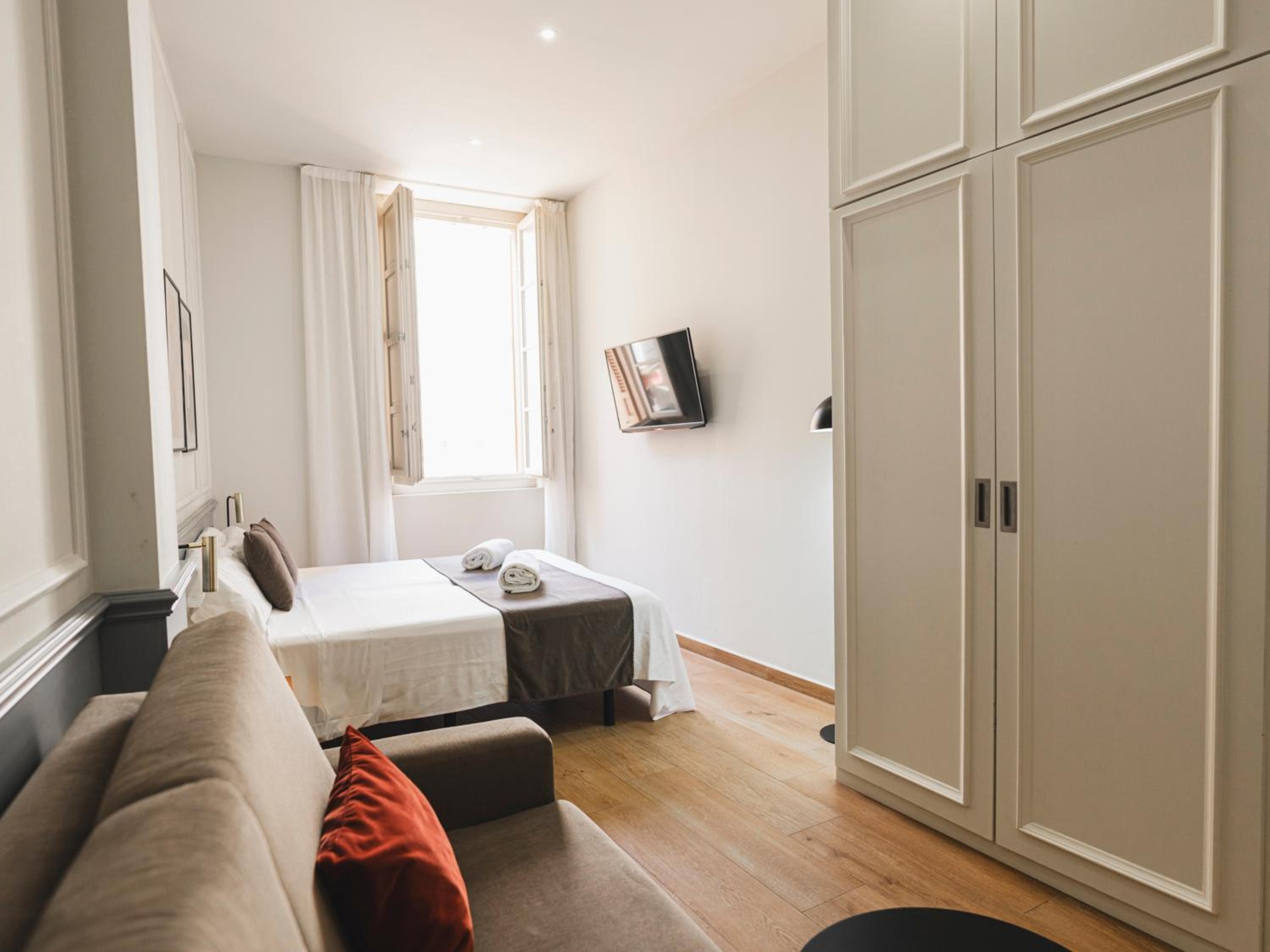 Superior Double or Twin Room photo 2