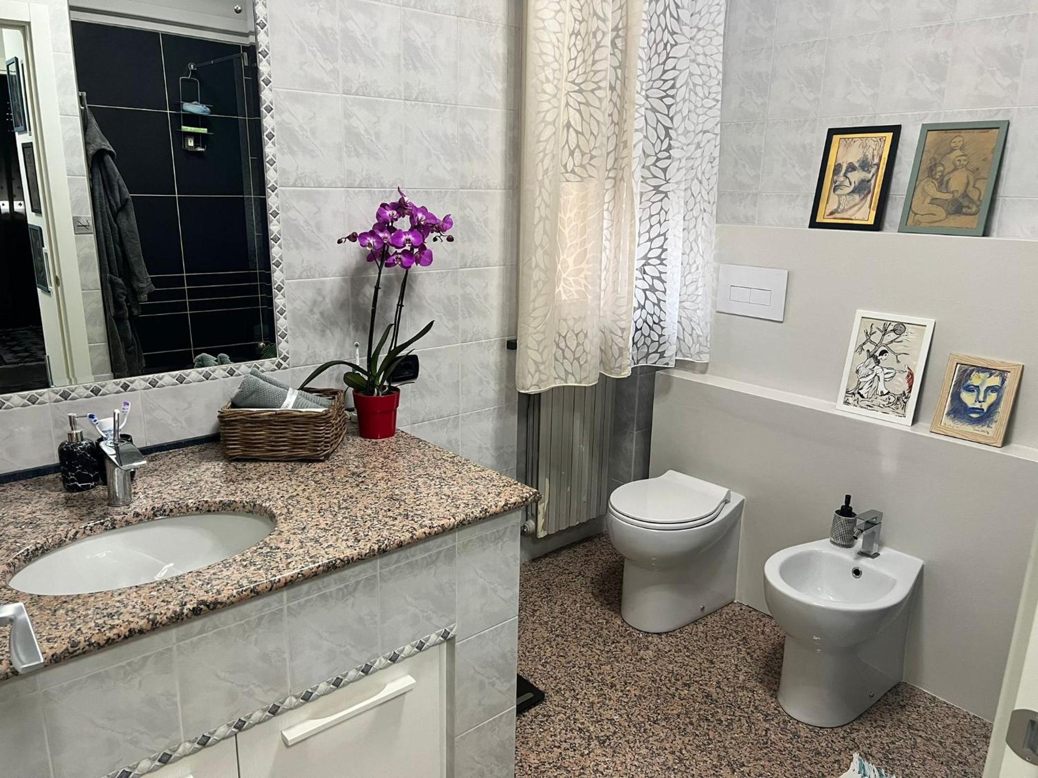 Standard Double Room with Shared Bathroom photo 2