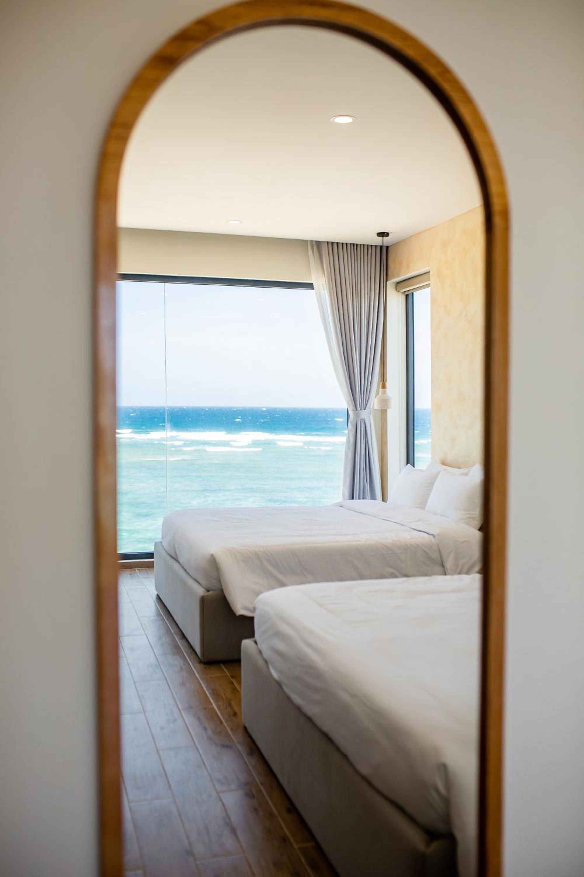 Deluxe Double Room with Sea View photo 2