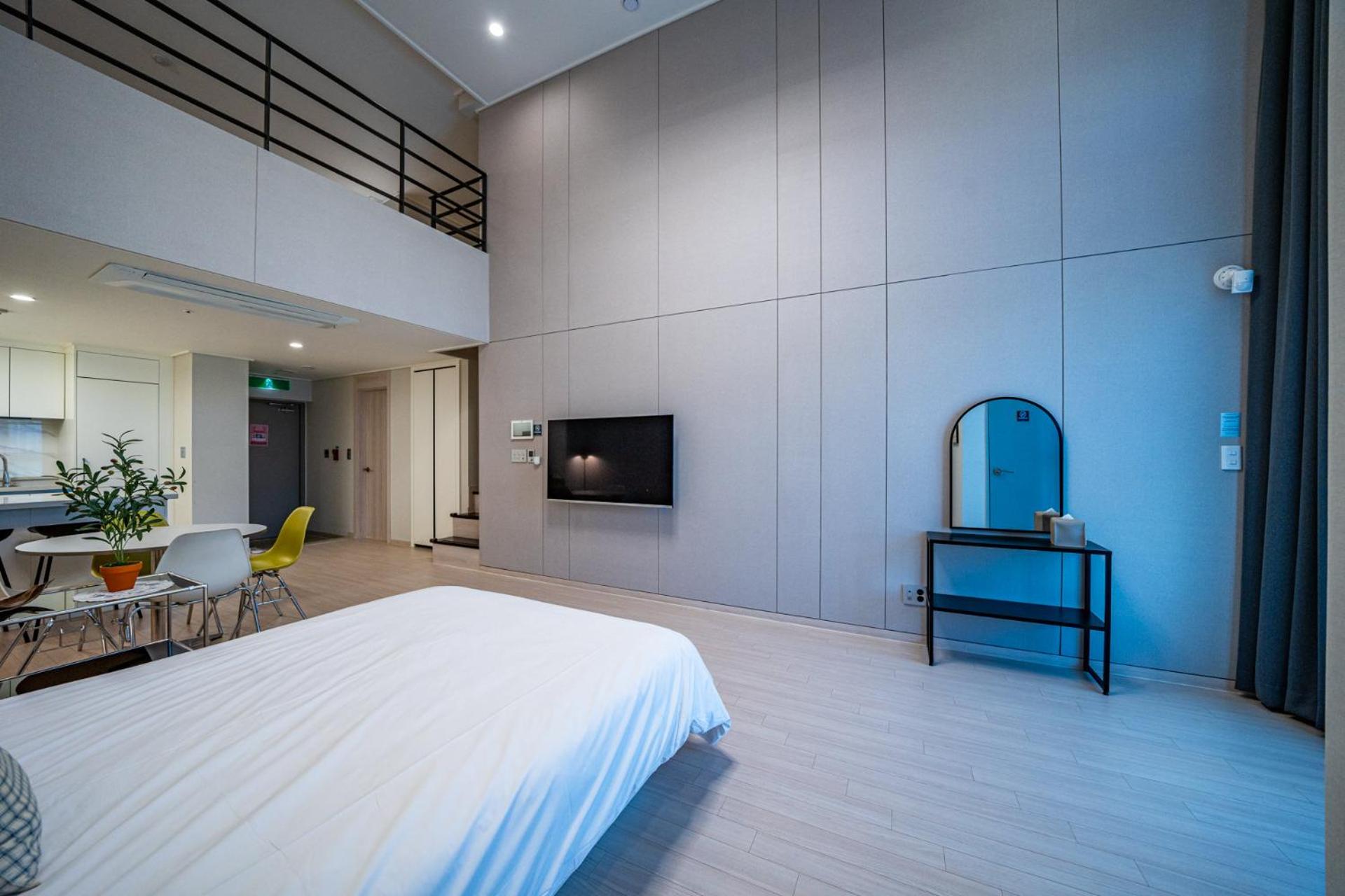 Standard Double Loft - Photo 5