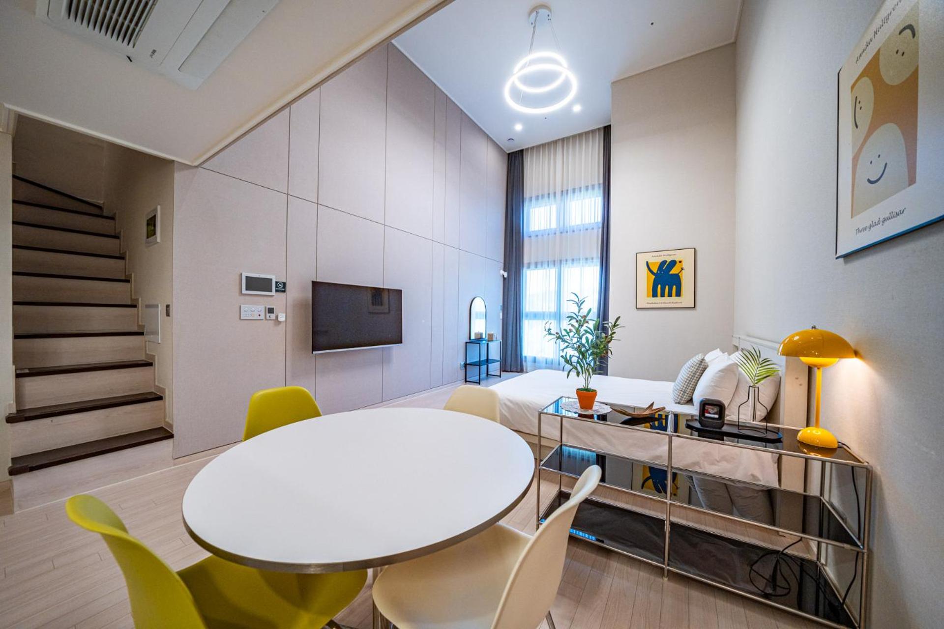 Standard Double Loft - Photo 11