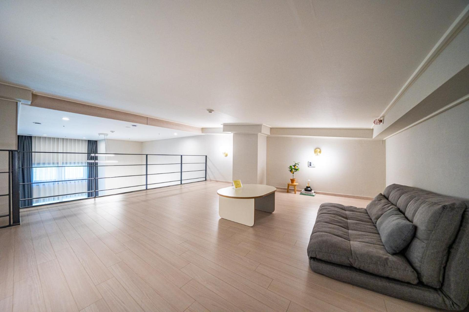 Standard Double Loft - Photo 24