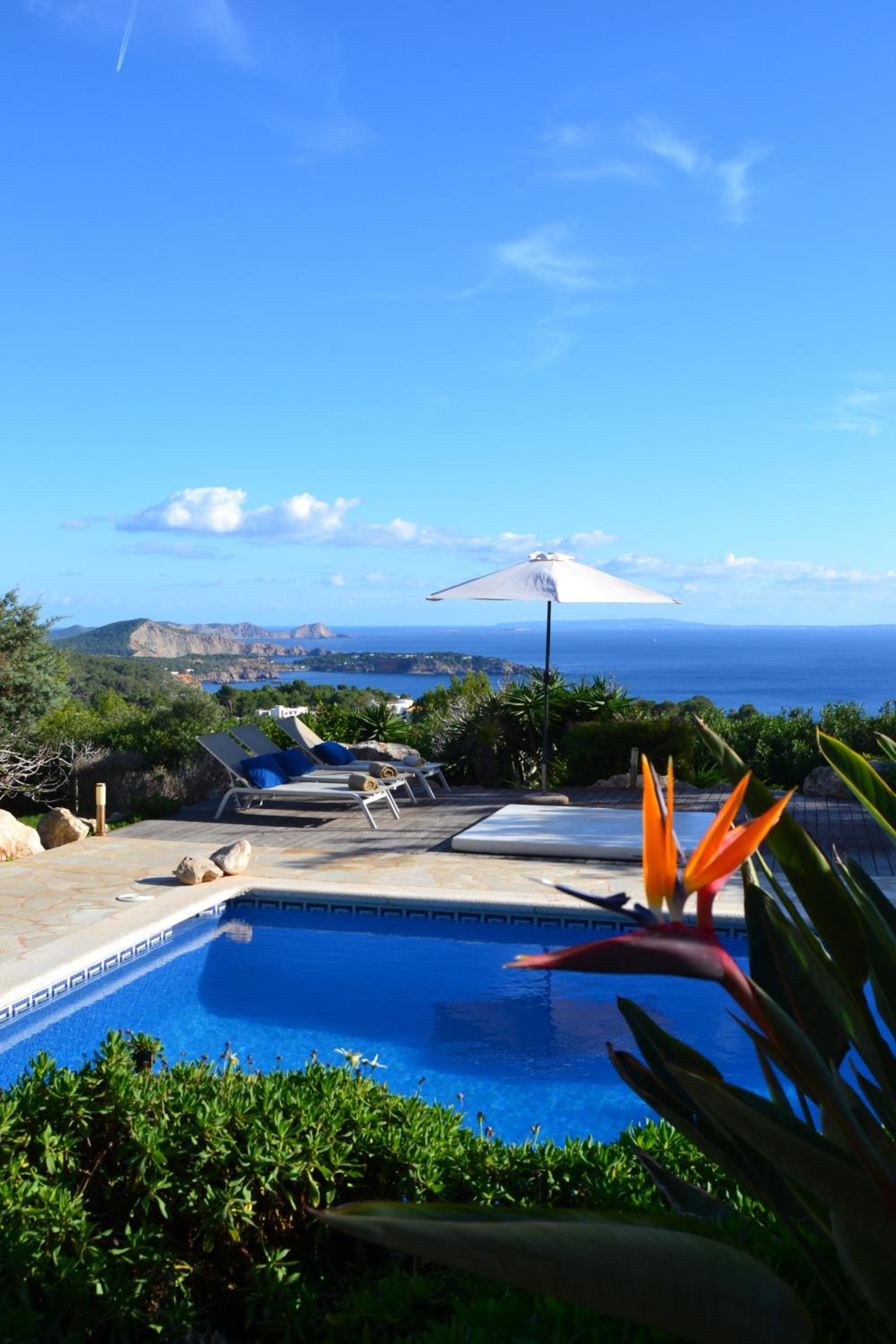 Villa with Sea View photo 3