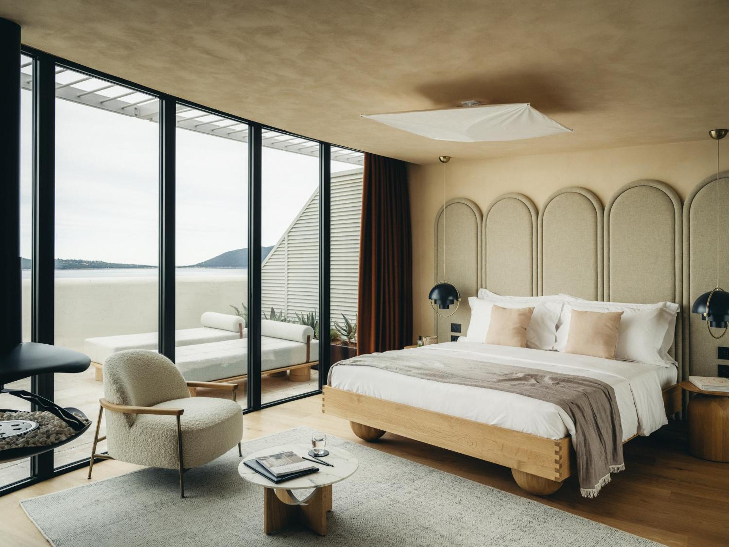 Panoramic Room - Photo 1