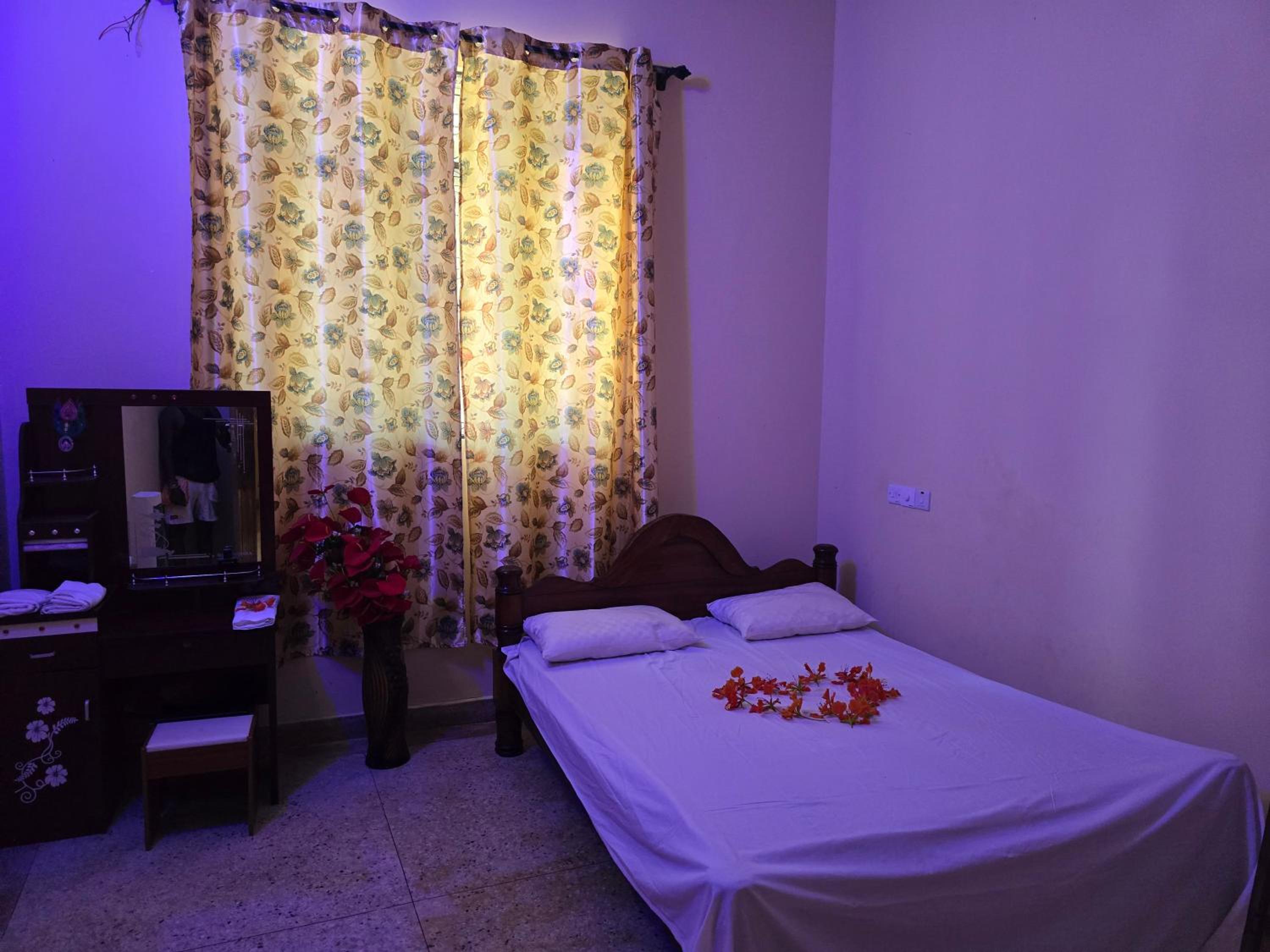 Three-Bedroom Villa photo 3
