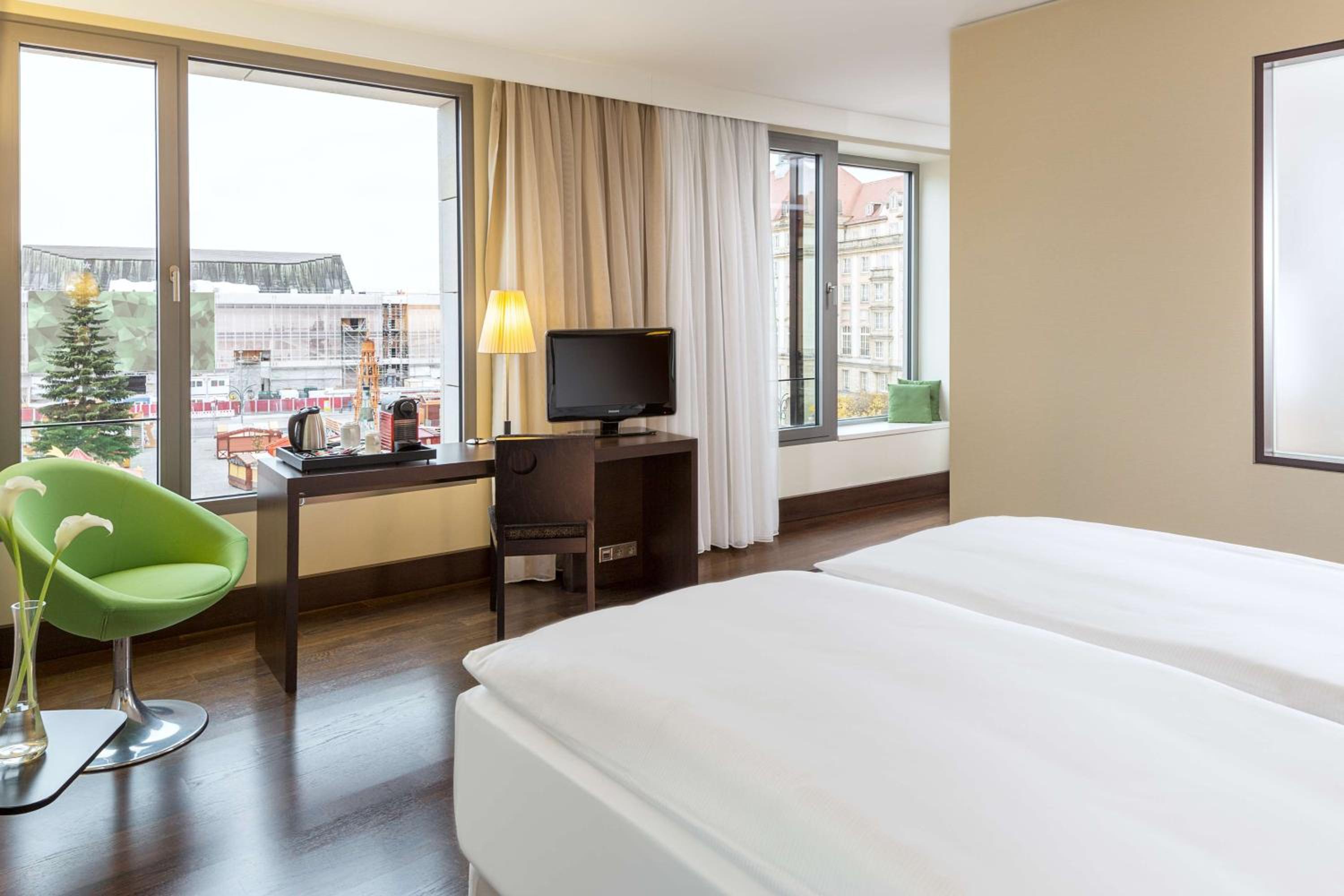 Premium Double or Twin Room with View with Extra Bed thumbnail 6