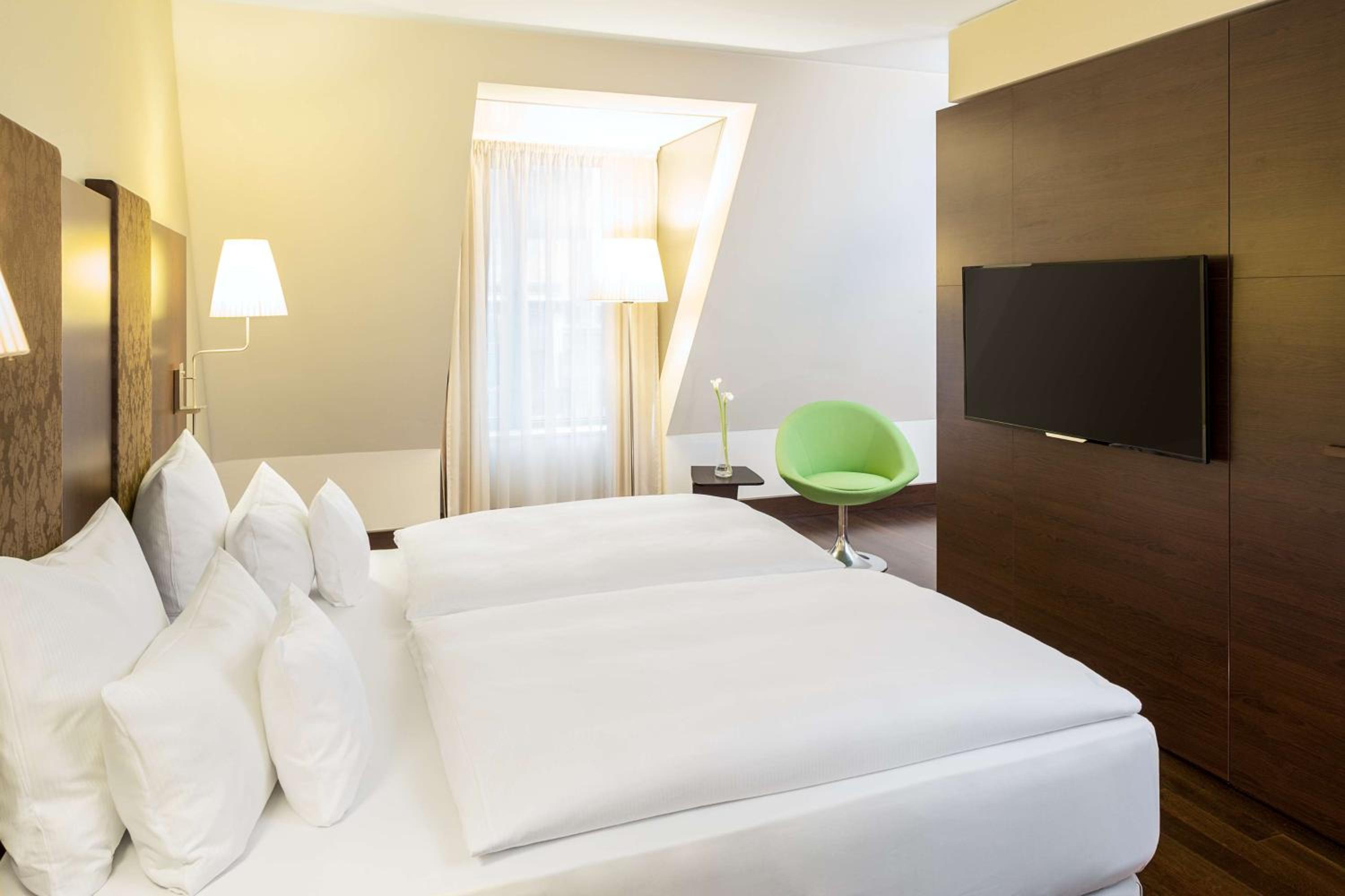 Premium Double or Twin Room with View with Extra Bed thumbnail 5