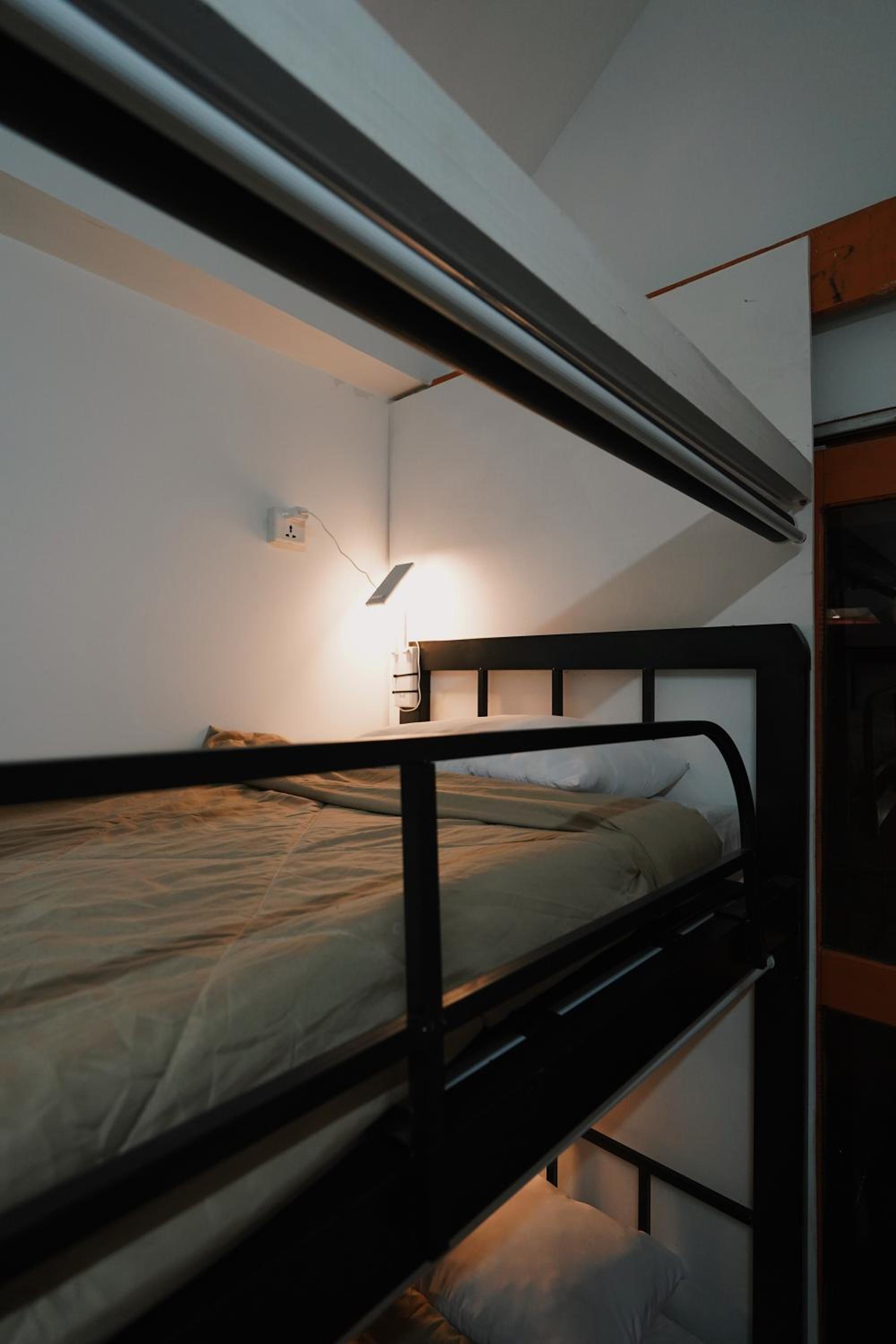 Bed In 8-Bed Mixed Dormitory Room photo 1