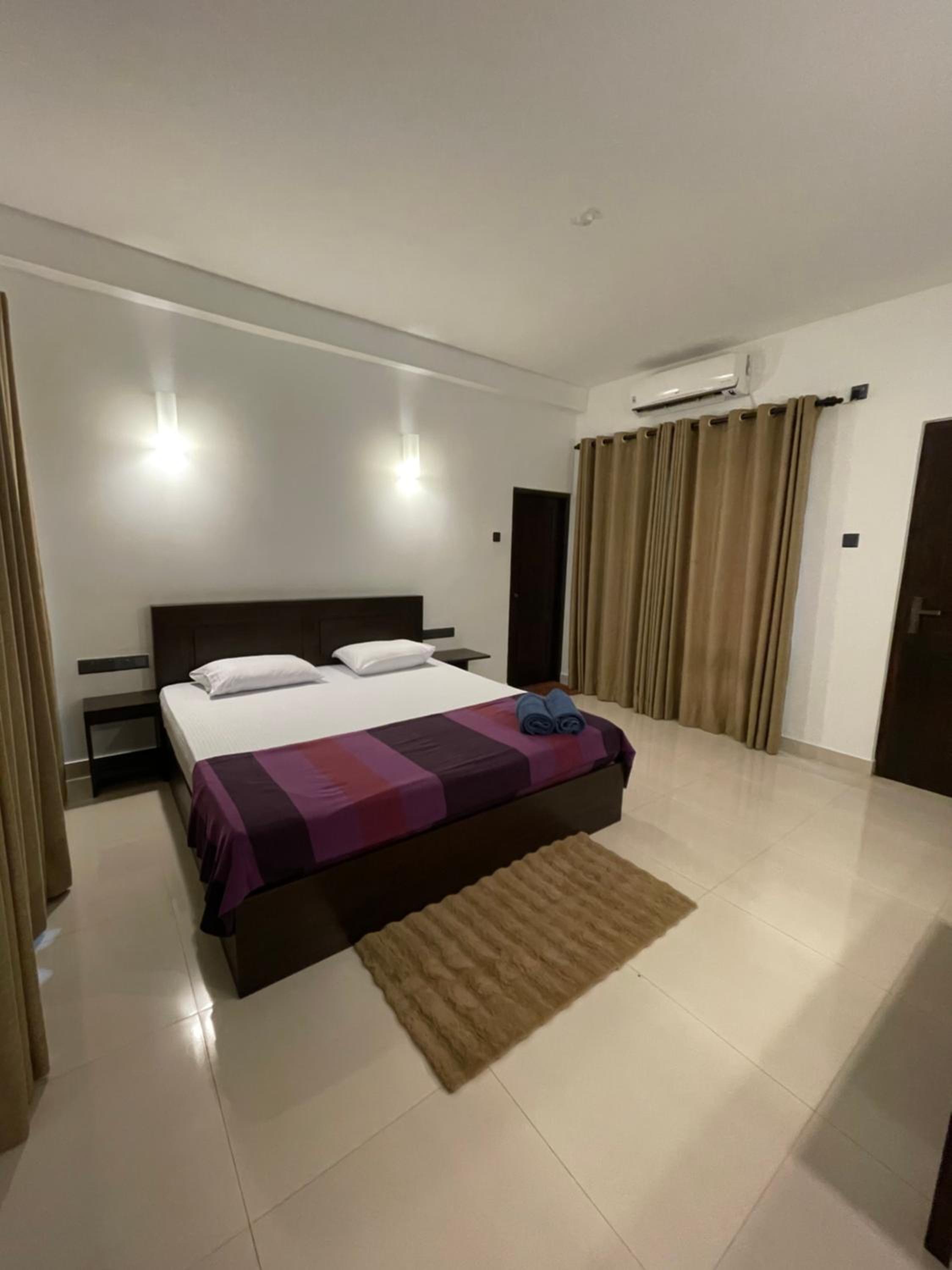 Deluxe King Room photo 1