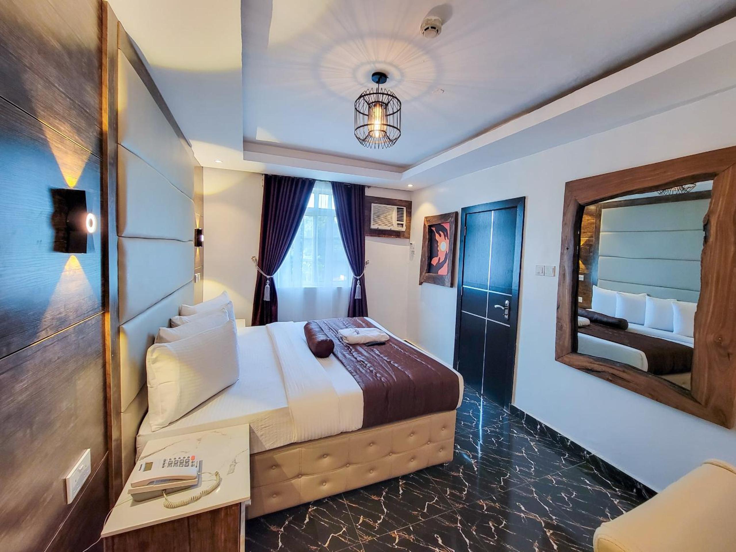 Budget Double Room photo 1