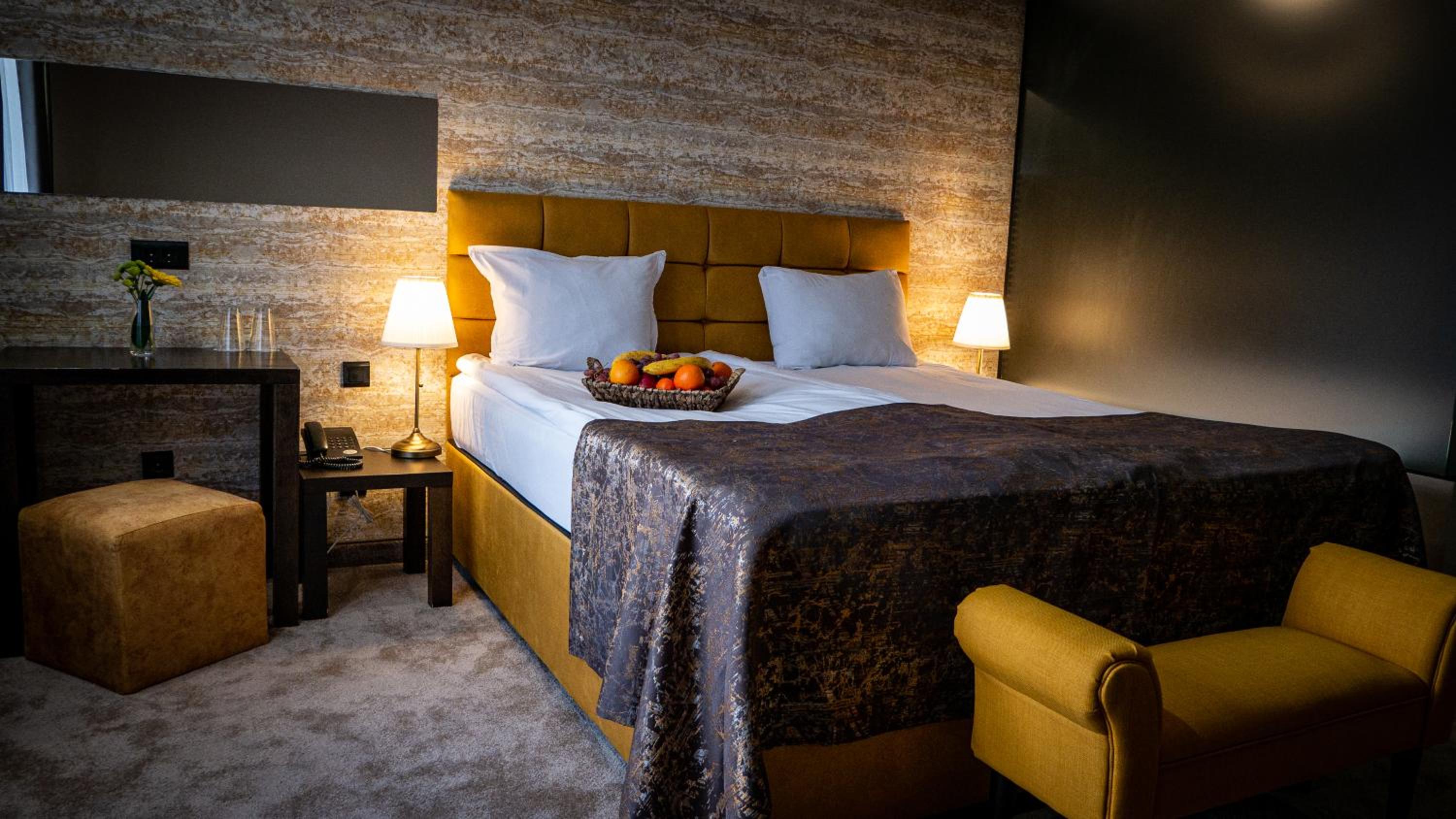 Gold Double Room - Photo 1