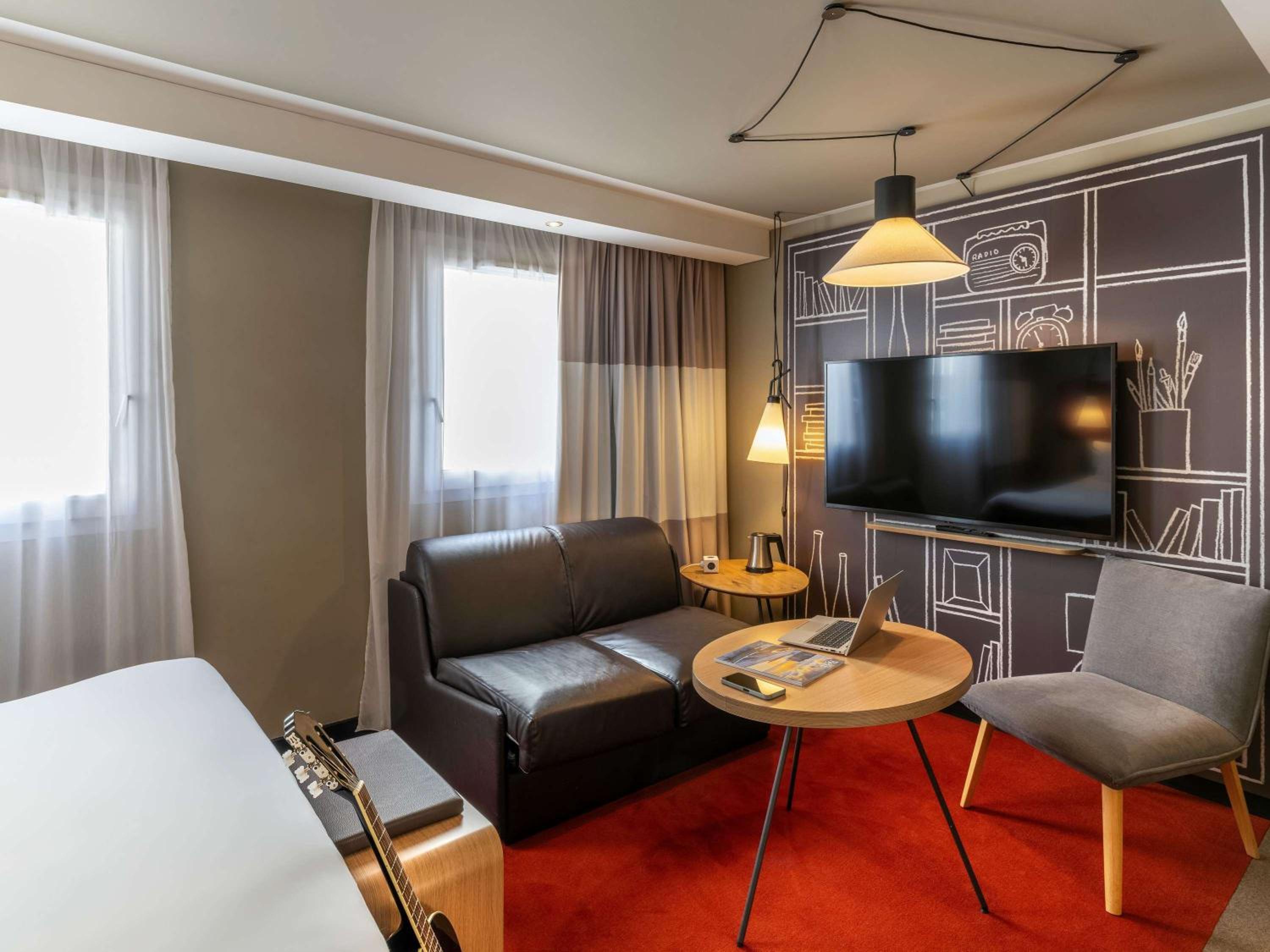 Premium Room with One Double Bed and One Single Bed