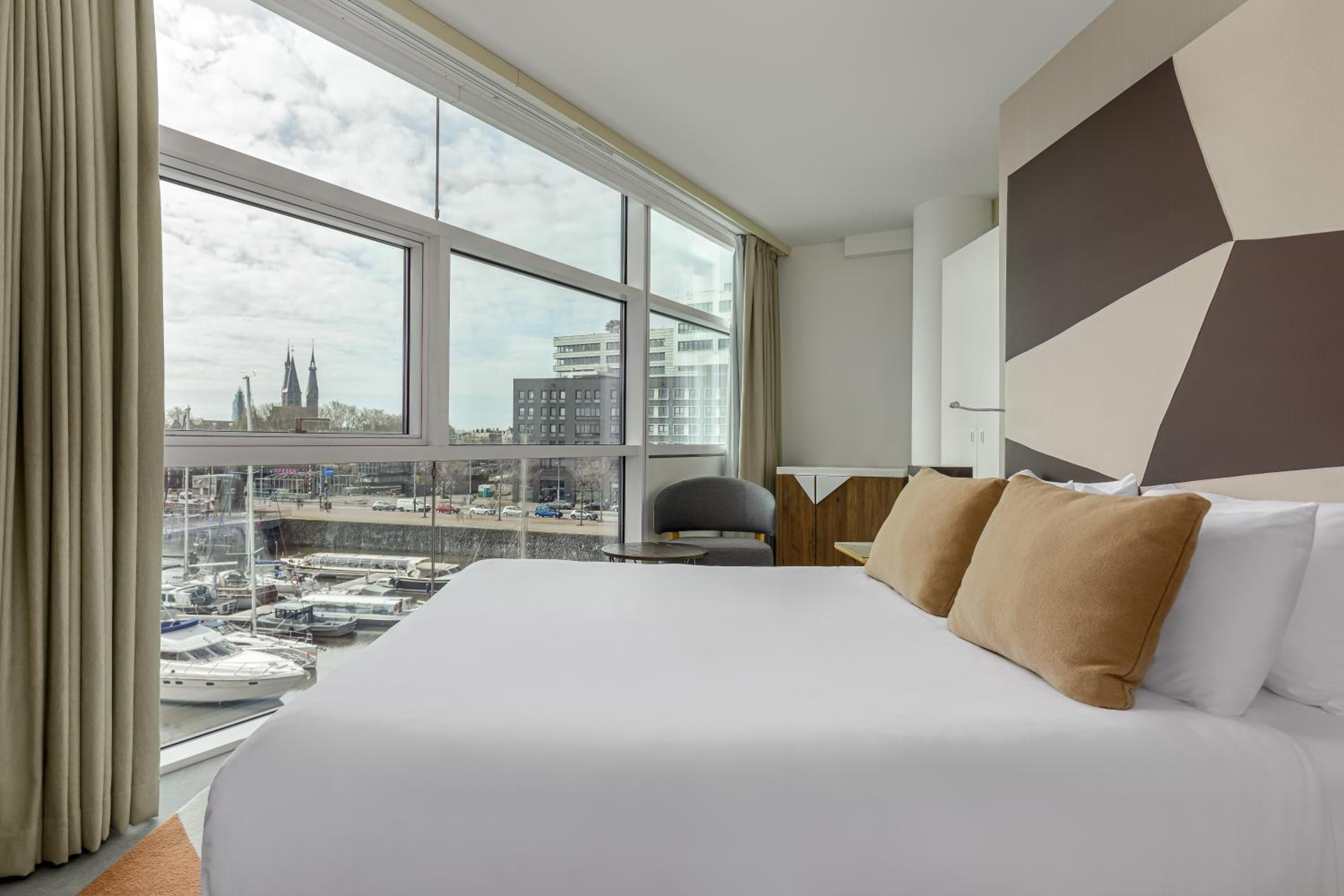 Double Room - Photo 6
