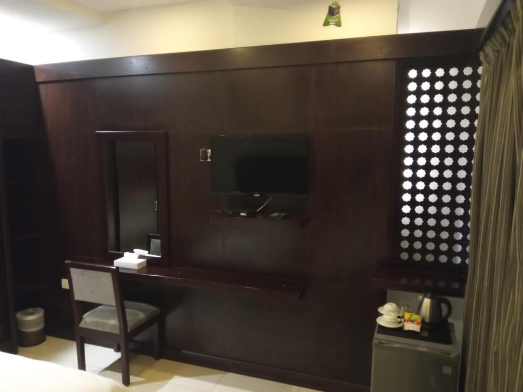 Double or Twin Room photo 3