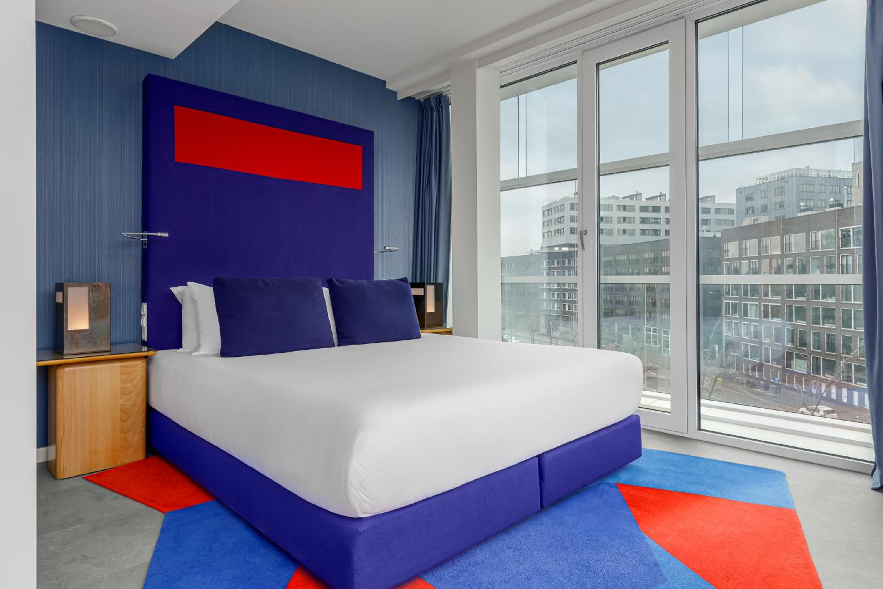 Deluxe Room - Photo 7