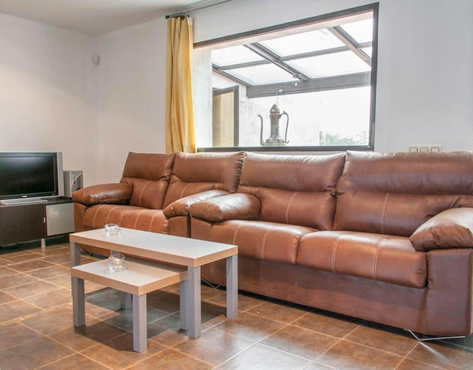 Casa de Seis Habitaciones