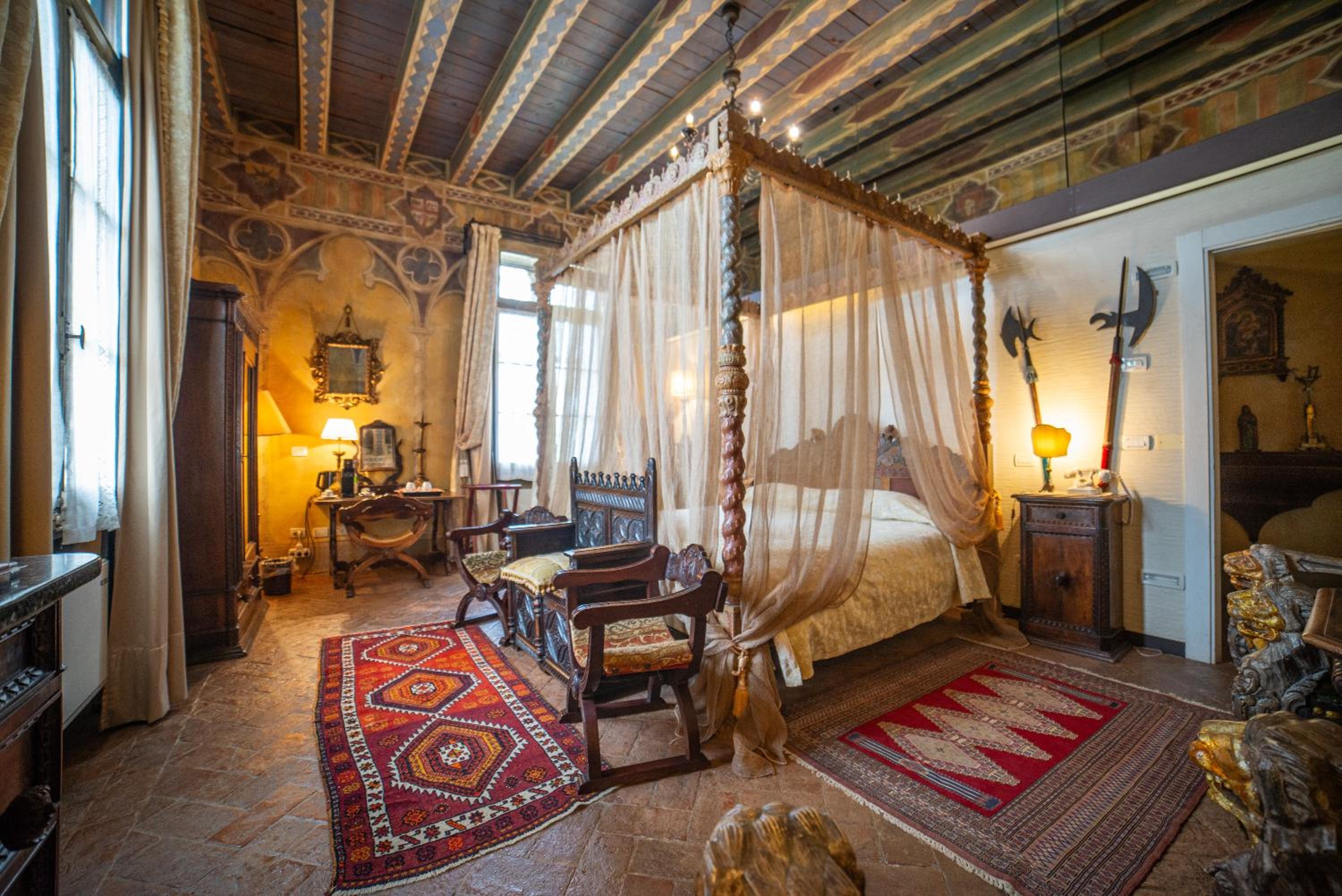 Royal Suite - Photo 2