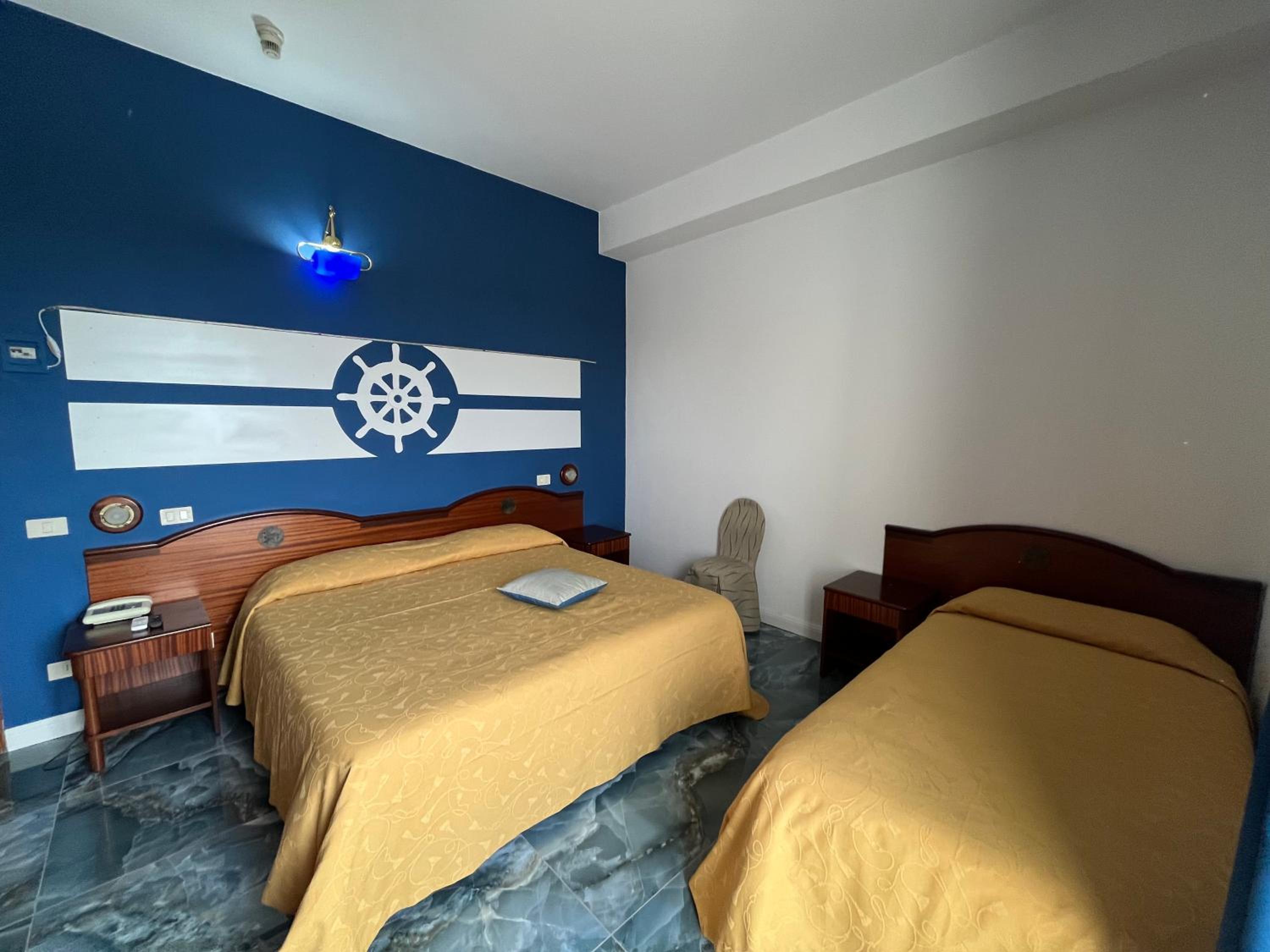 Comfort Triple Room - Photo 6