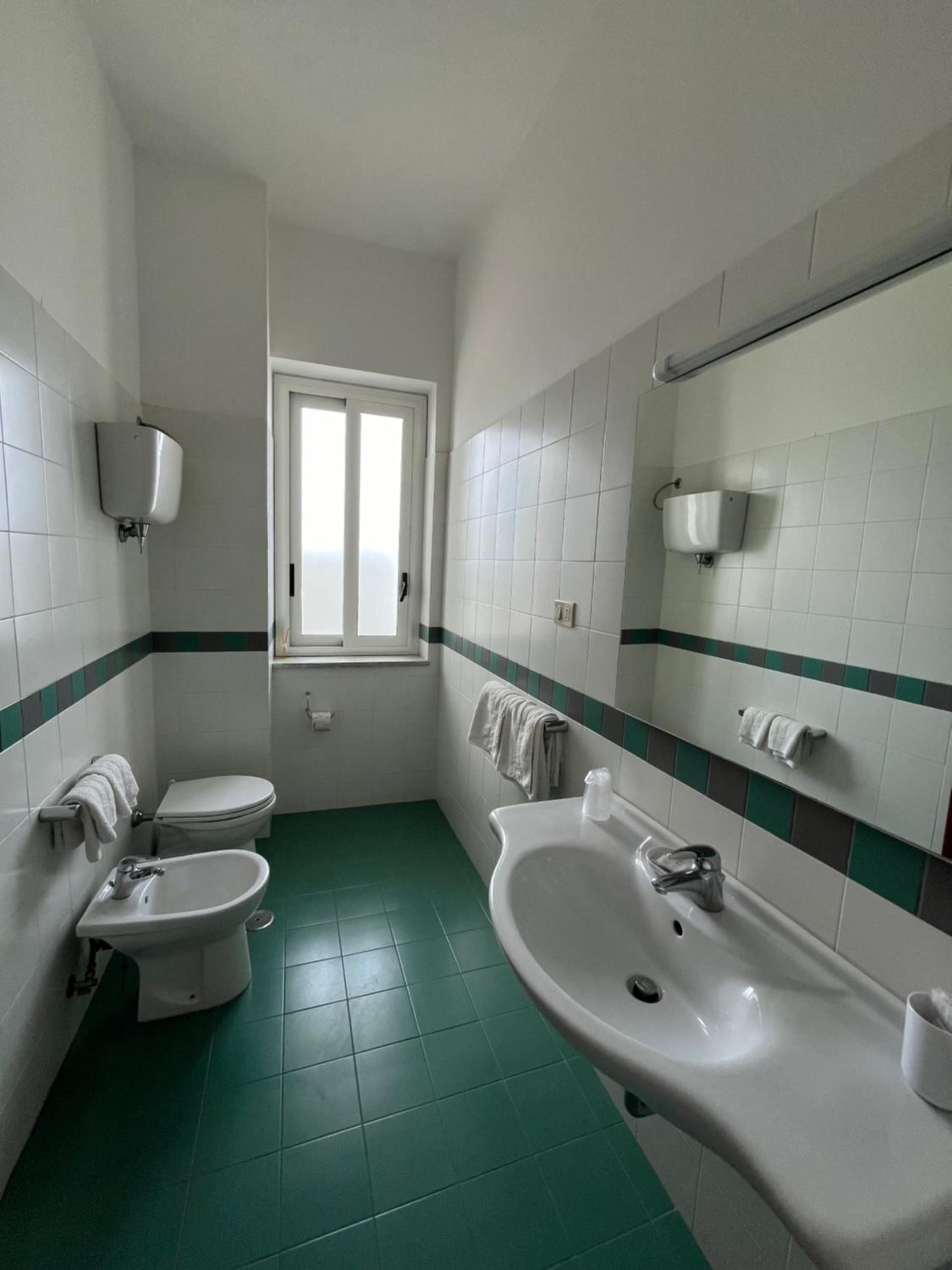 Double or Twin Room - Photo 3