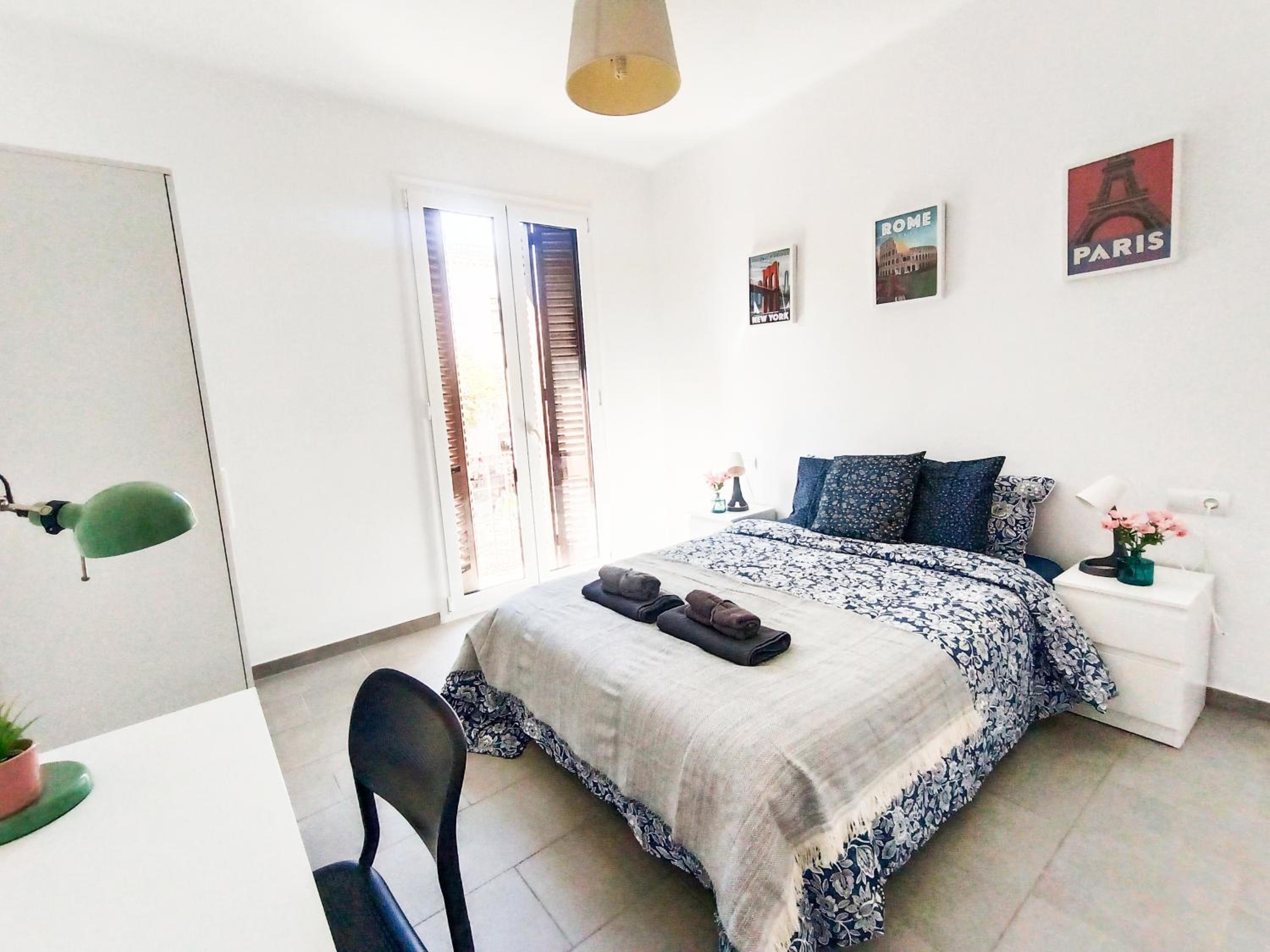 Double Room With Shared Bathroom photo 3