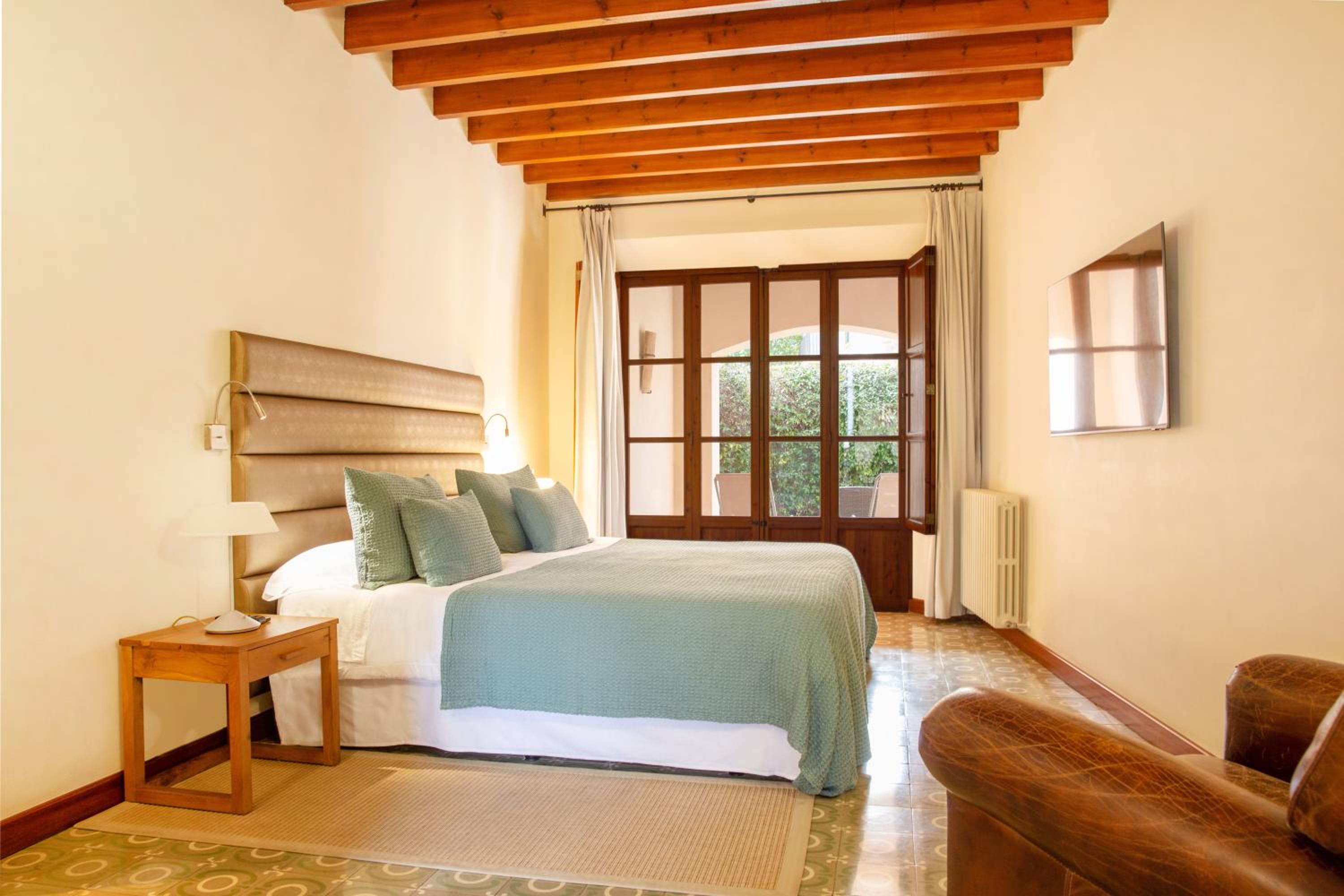 Junior Suite (2 Adults) - Photo 6