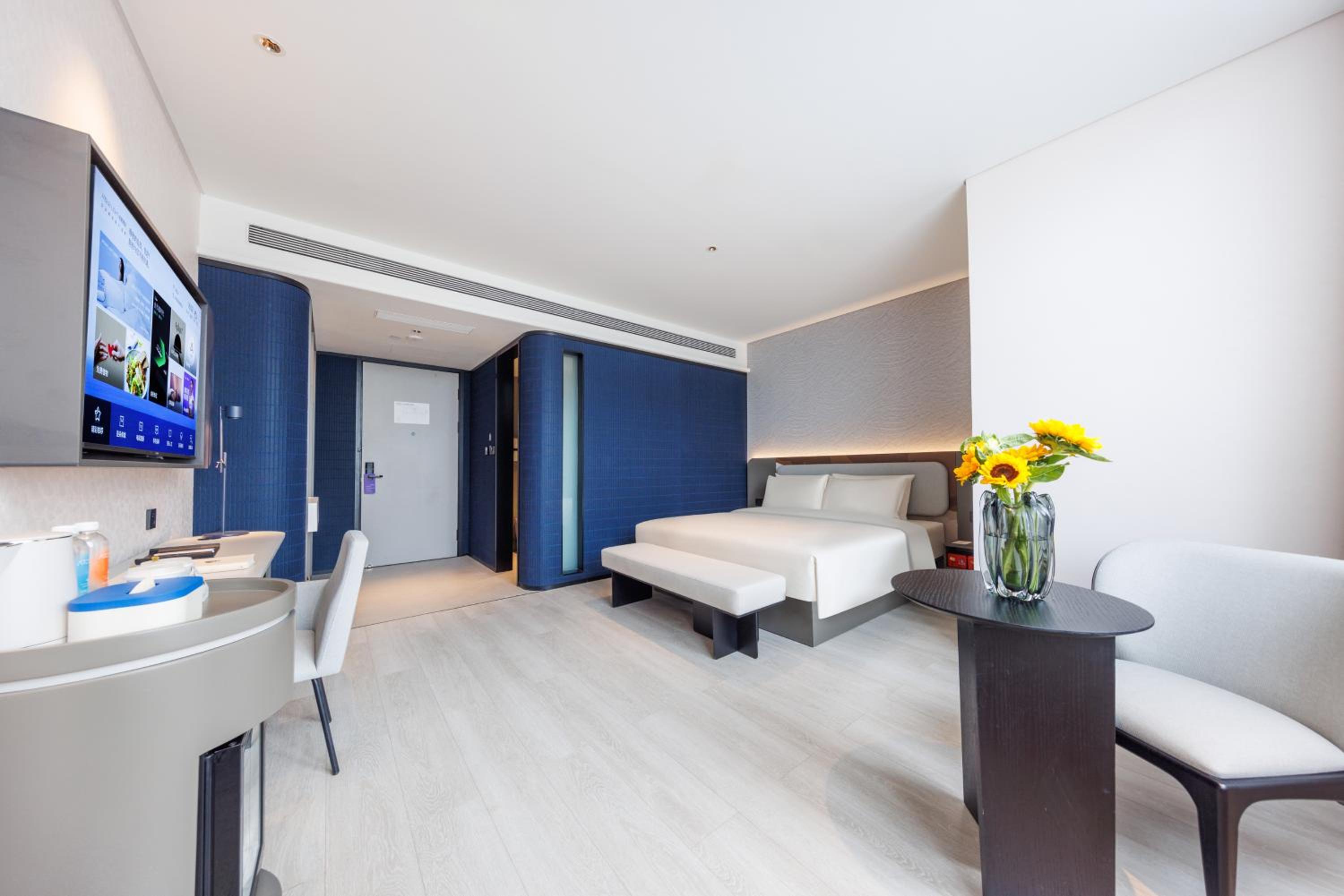 Selected Double Room photo 3