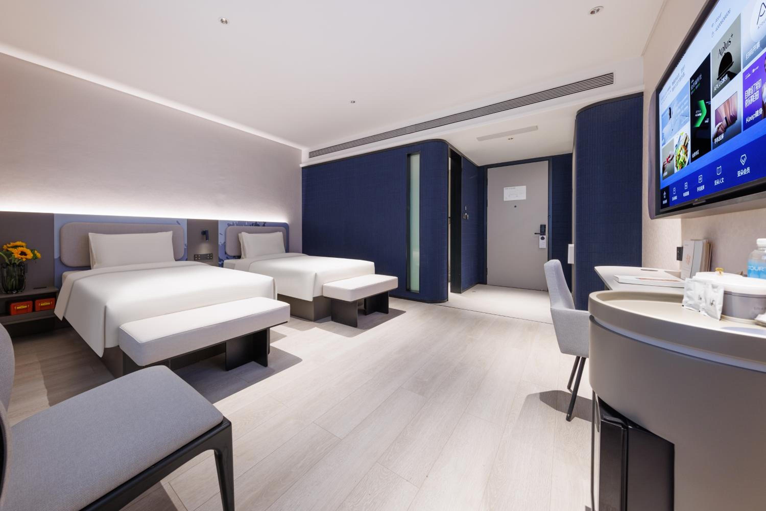 Selected Twin Room photo 2