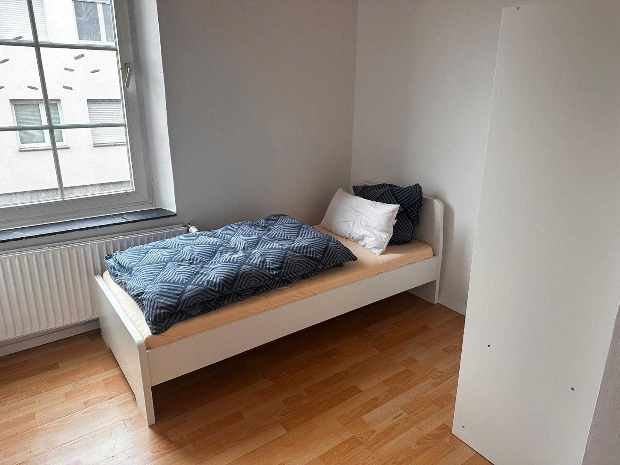 One-Bedroom Apartment photo 3
