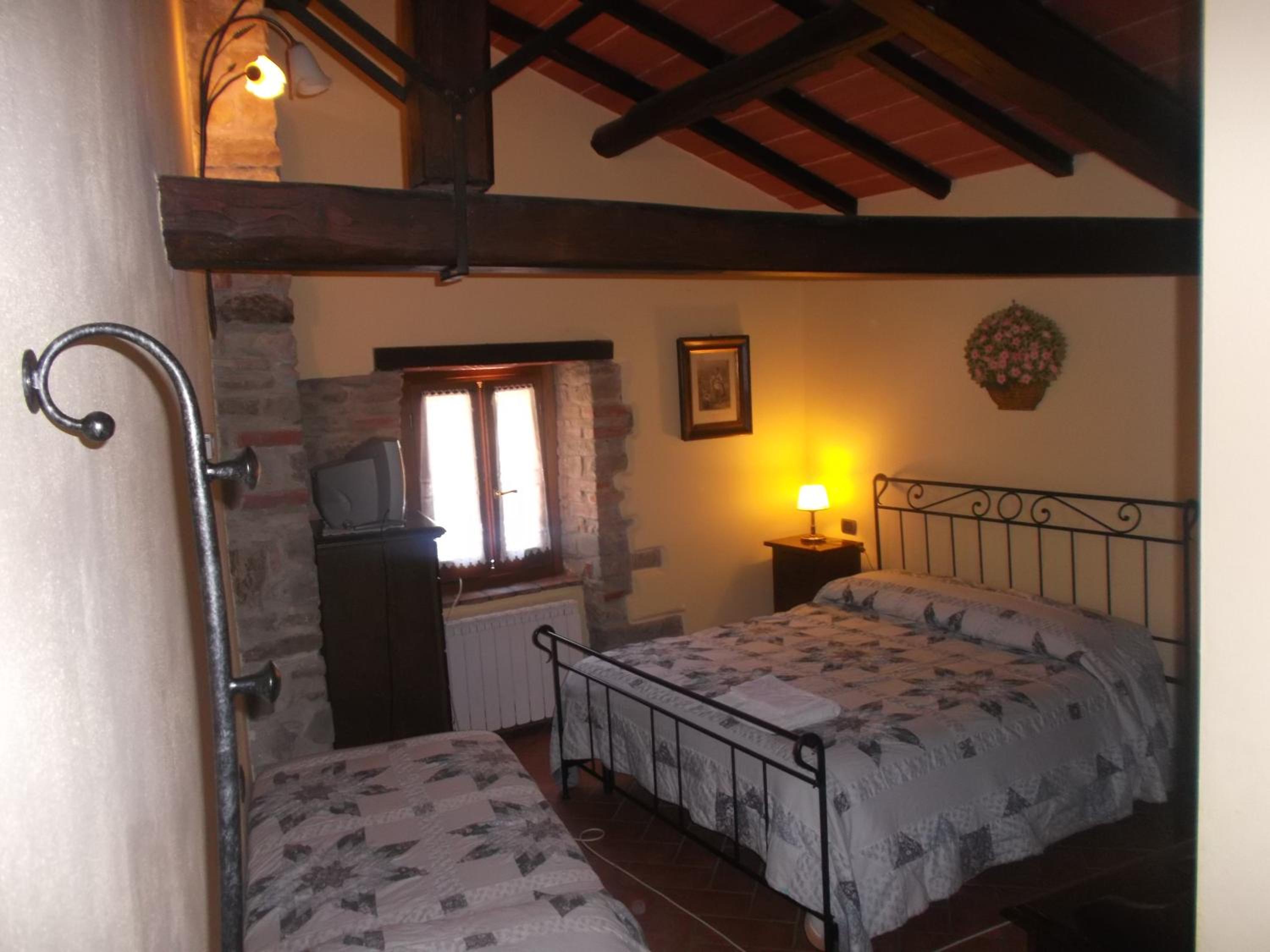 Triple Room with Bathroom photo 1
