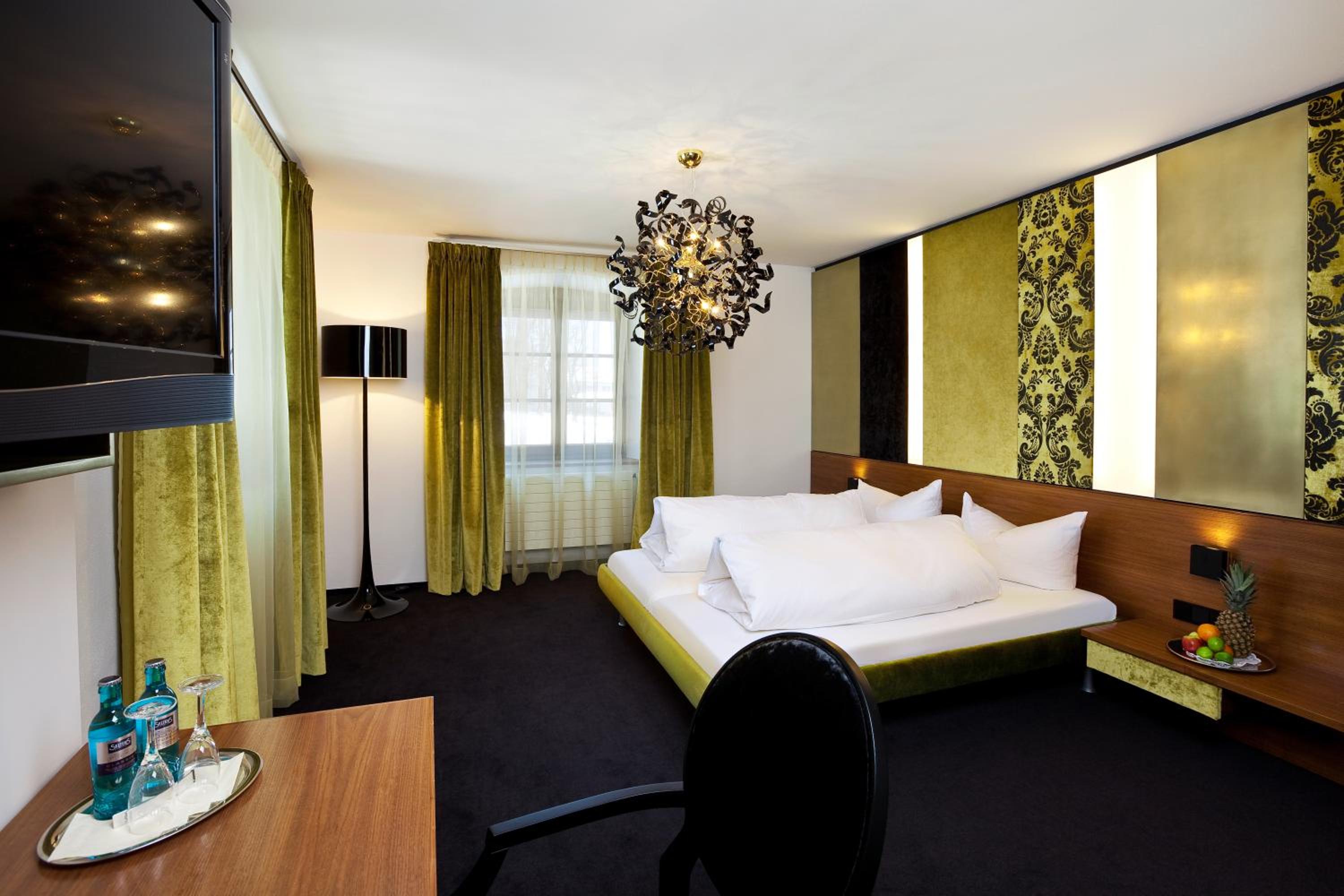 Superior Junior Double Room photo 2