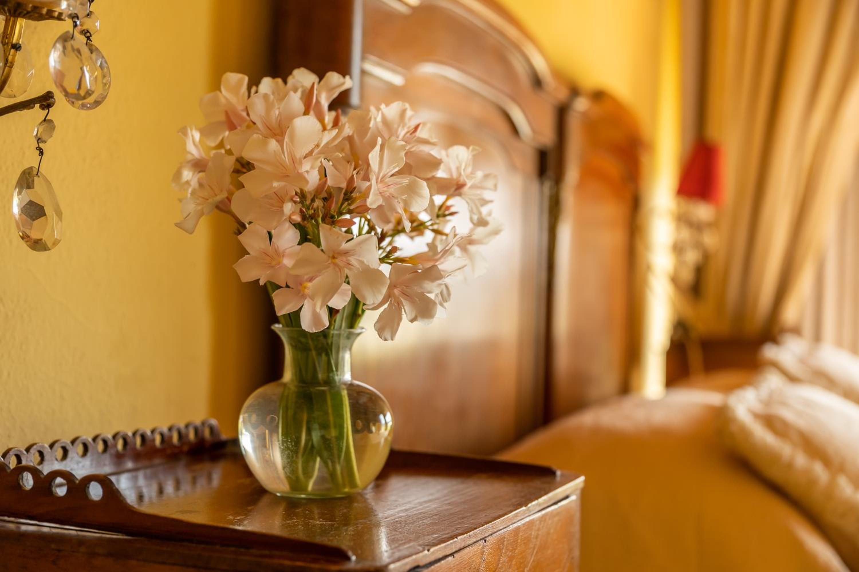 Classic Double or Twin Room - Photo 7