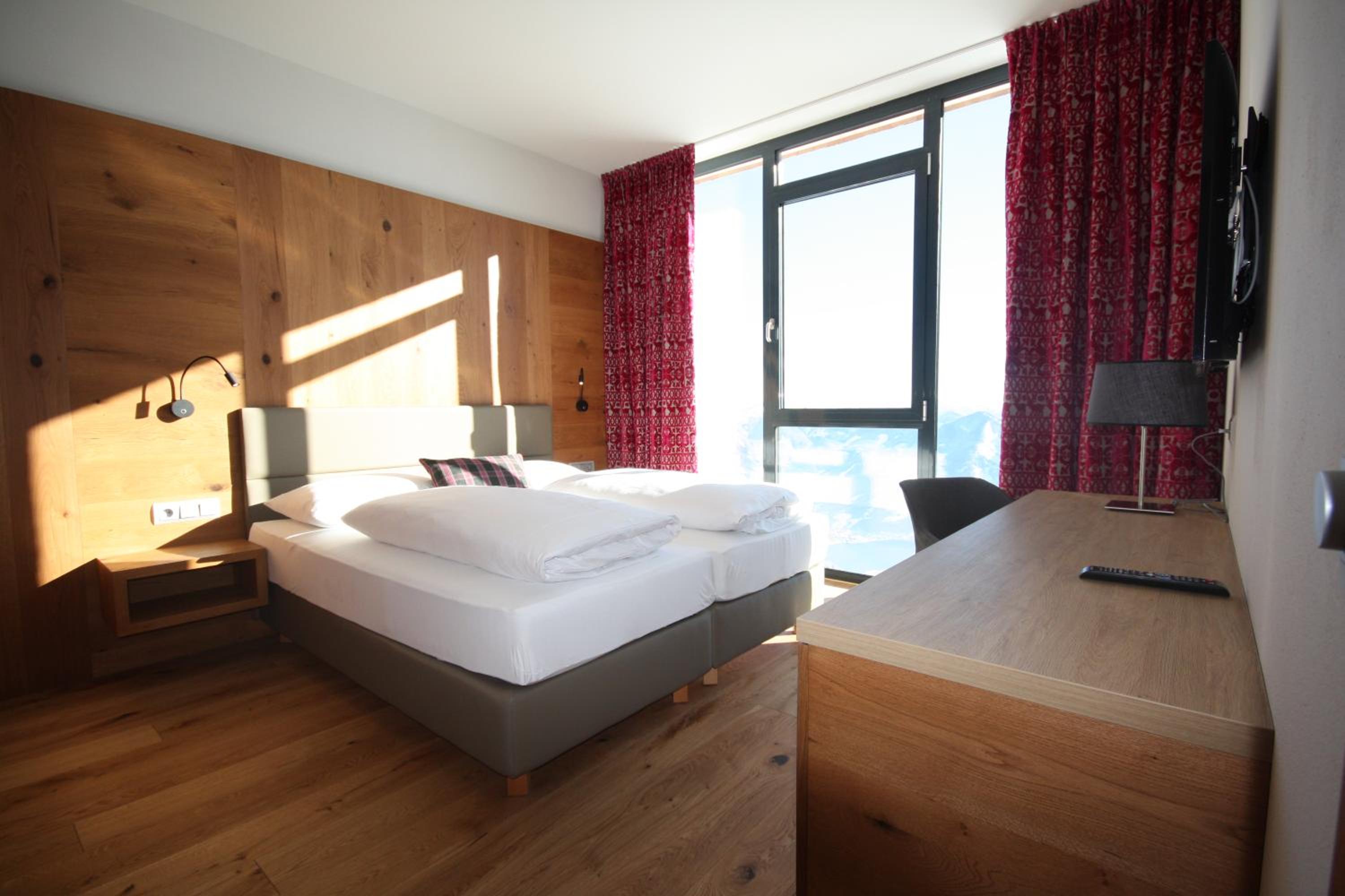 Comfort Suite photo 1