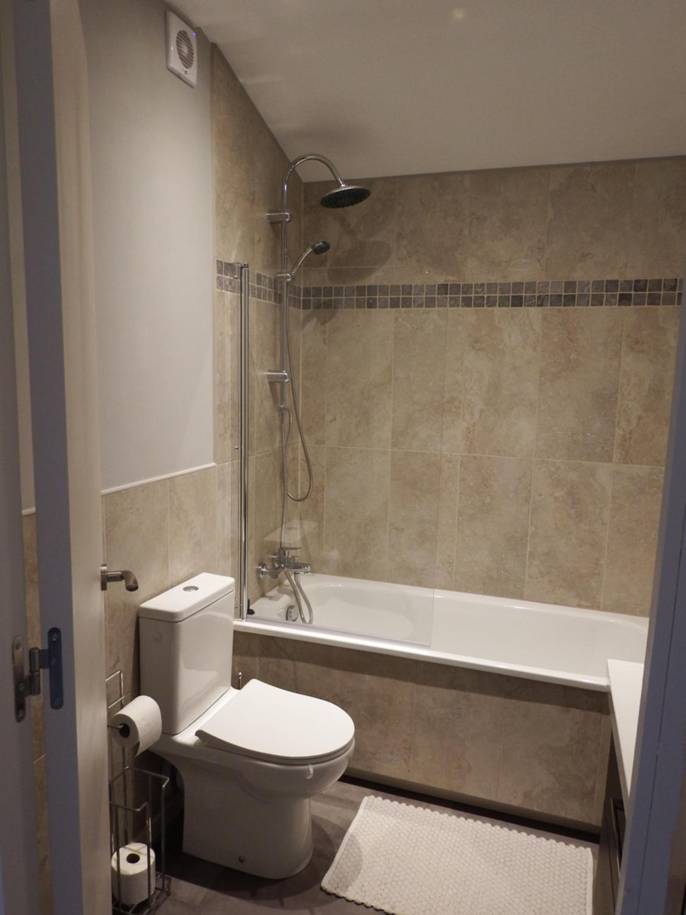 Two-Bedroom Apartment with Terrace photo 3