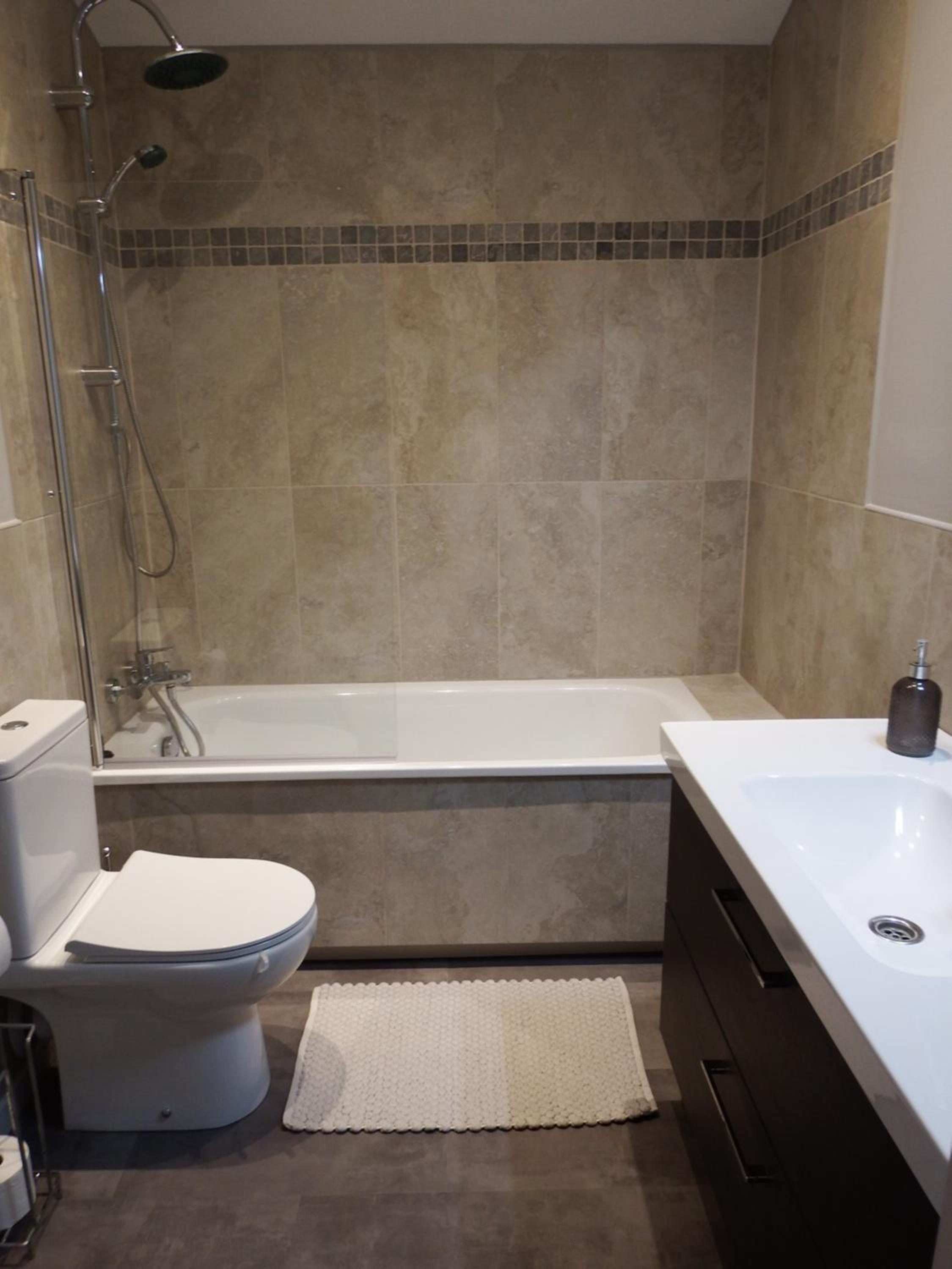 Two-Bedroom Apartment with Terrace photo 2