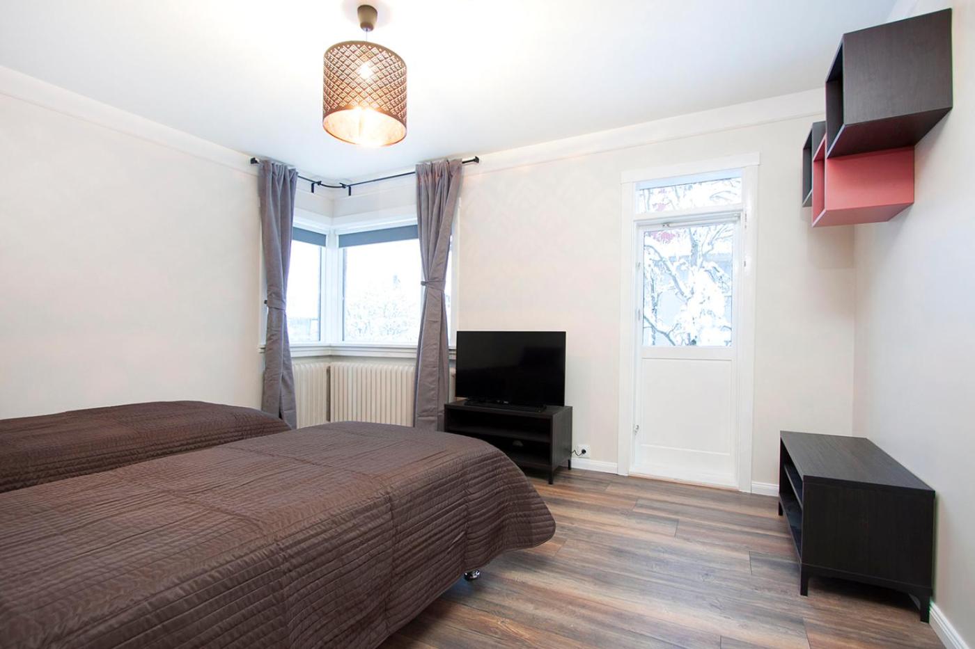 Double or Twin Room with Balcony photo 2