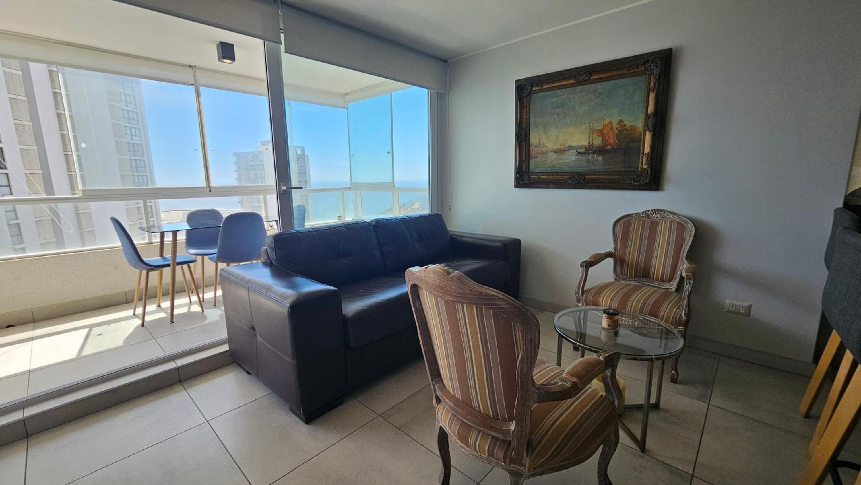 Two-Bedroom Apartment with Balcony and Sea View