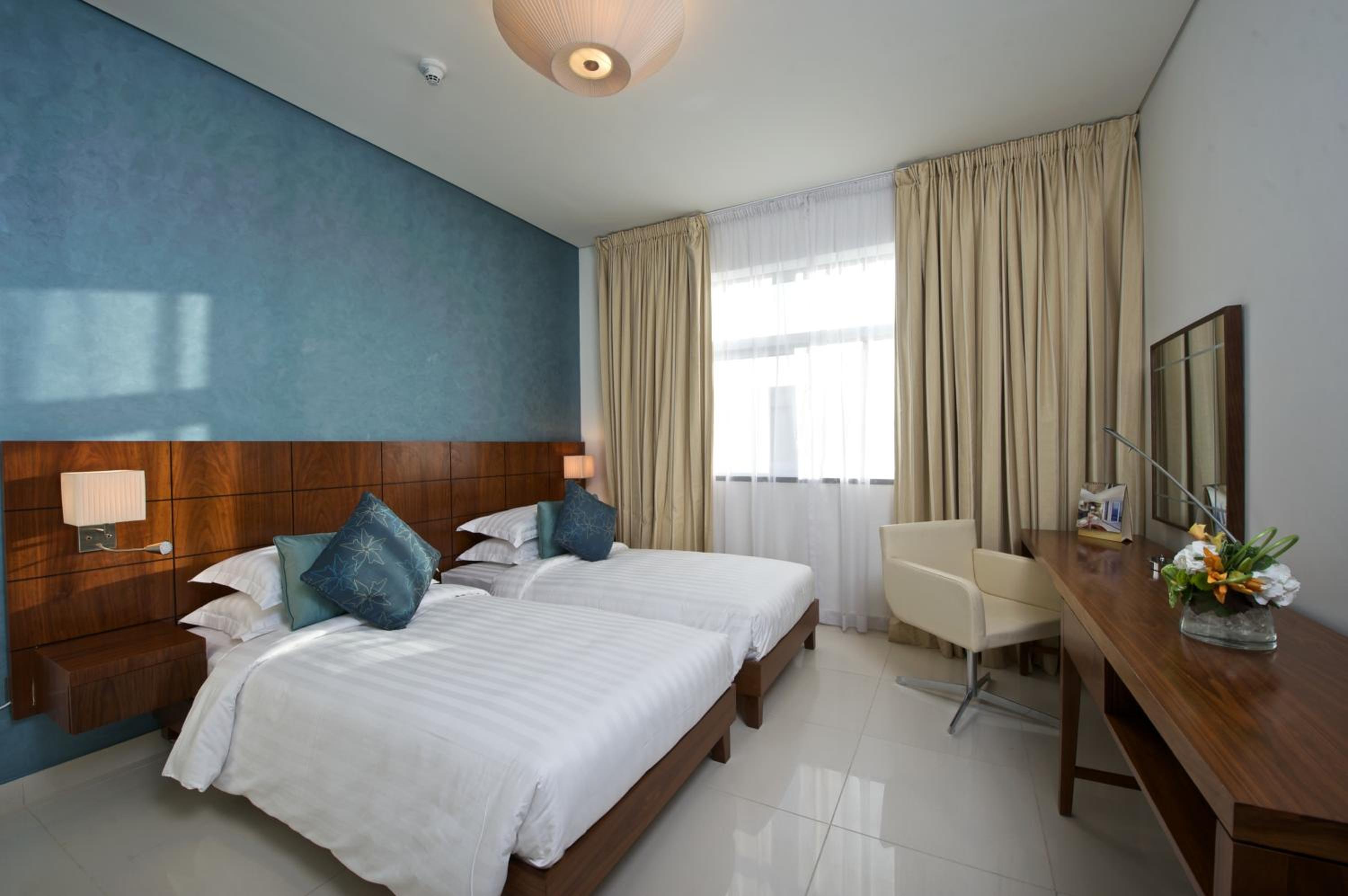 Two Bedroom Apartment with beach access photo 3