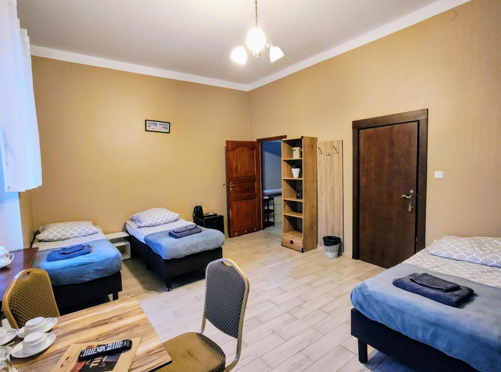 Quadruple Room - Photo 4