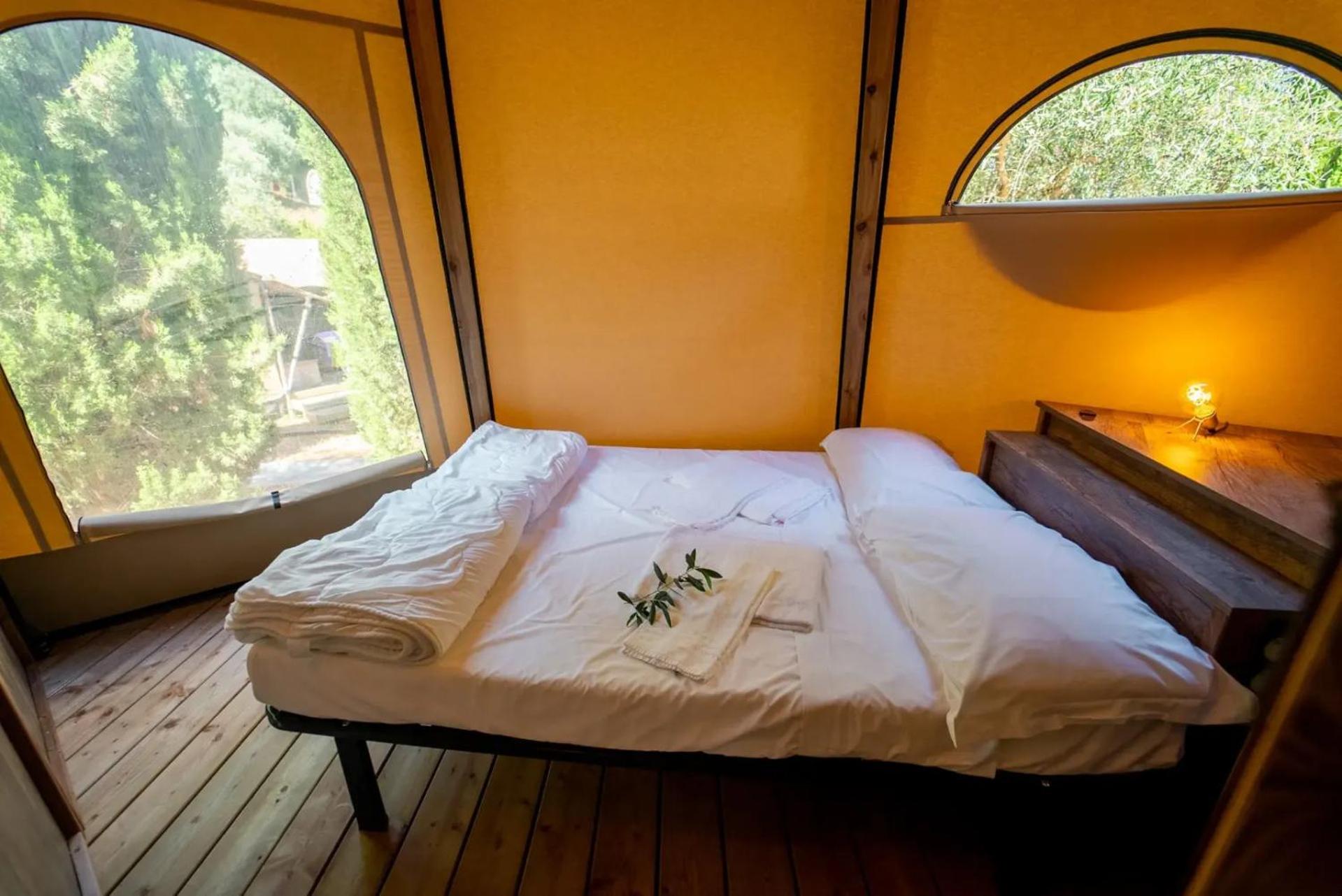 TIPI Tent (6 People)
