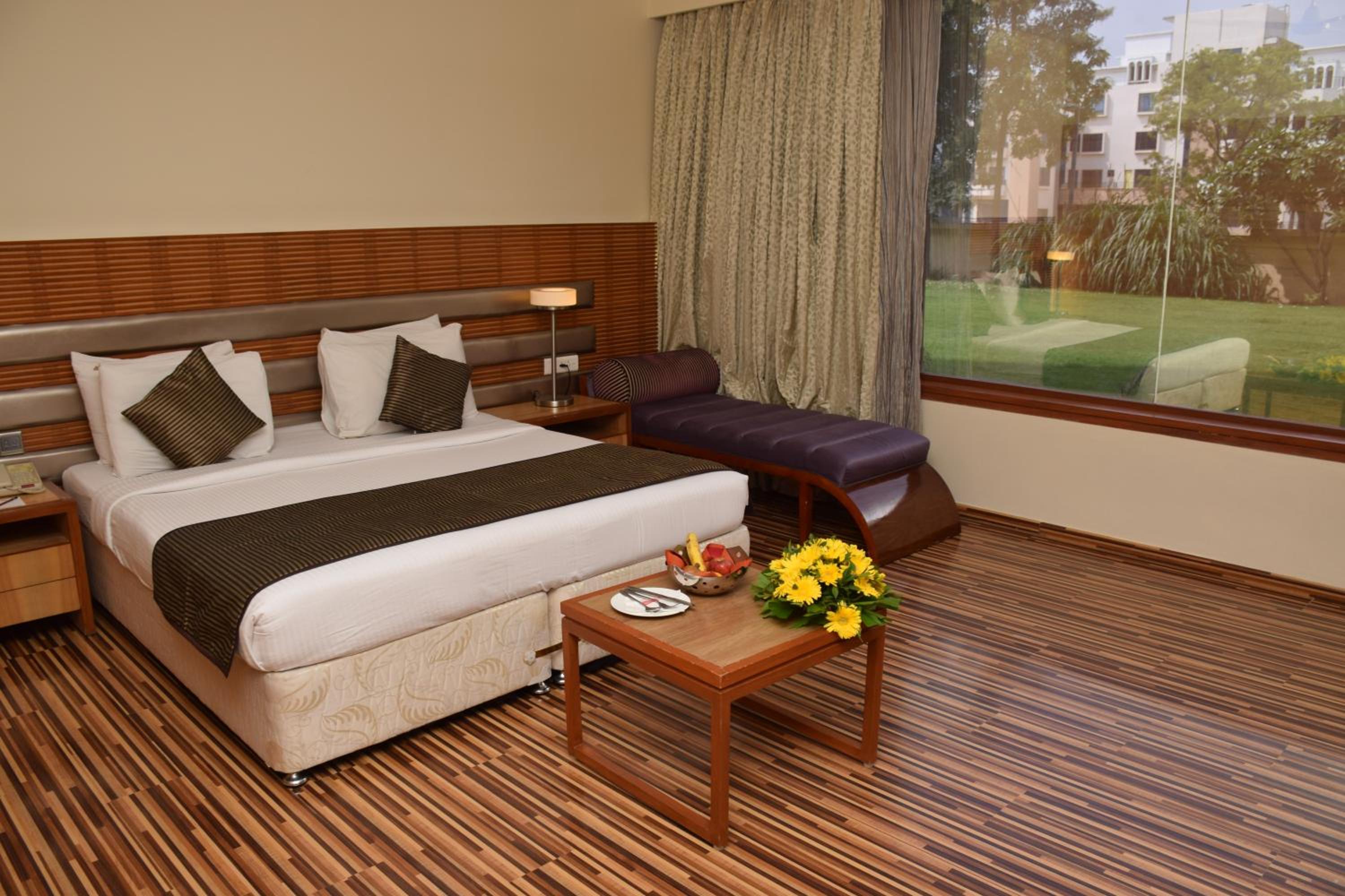 Deluxe Double or Twin Room - Complimentary Shuttle Pickup and Drop to Sai Baba Temple (Gate 2) - Photo 4