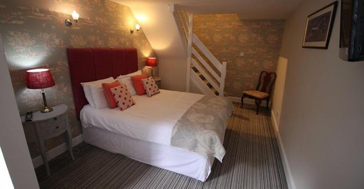 Double Room with Private Bathroom - Photo 6