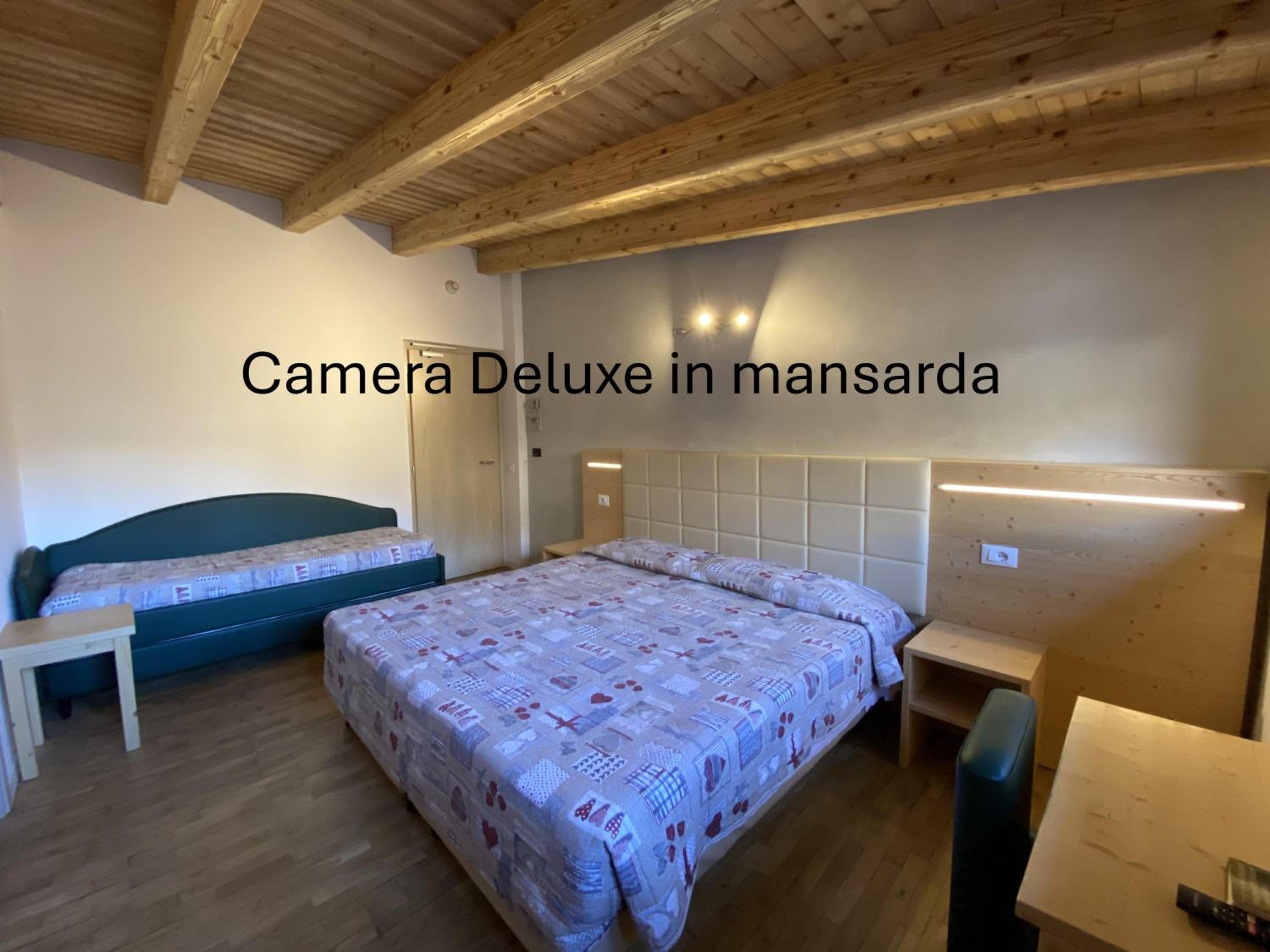 Standard Double or Twin Room - Photo 14