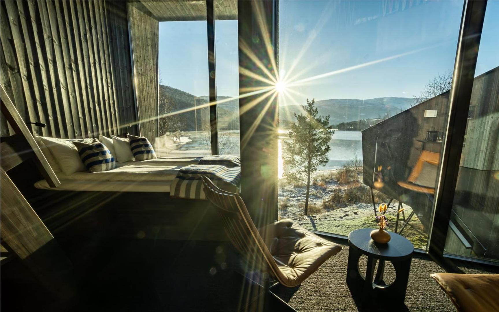 Minihouse - Family room - Lake view photo 2