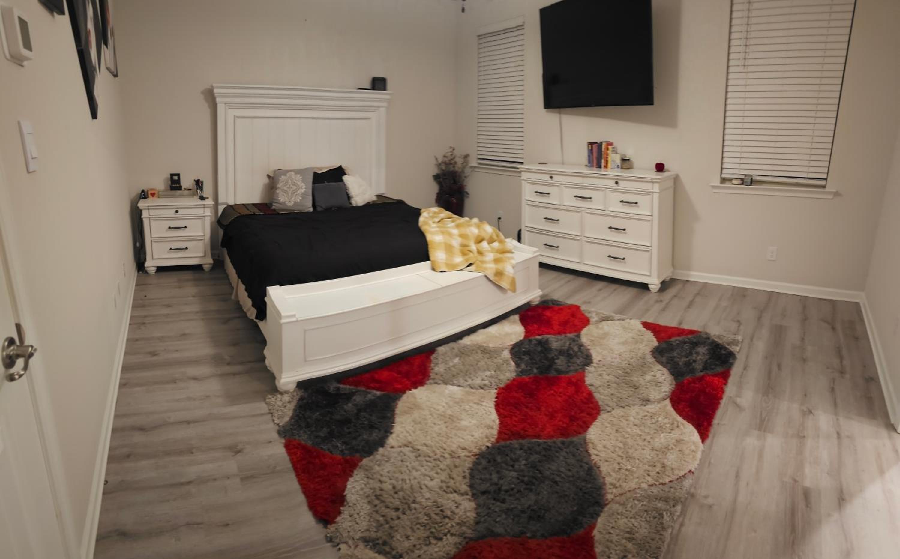 One-Bedroom House photo 1