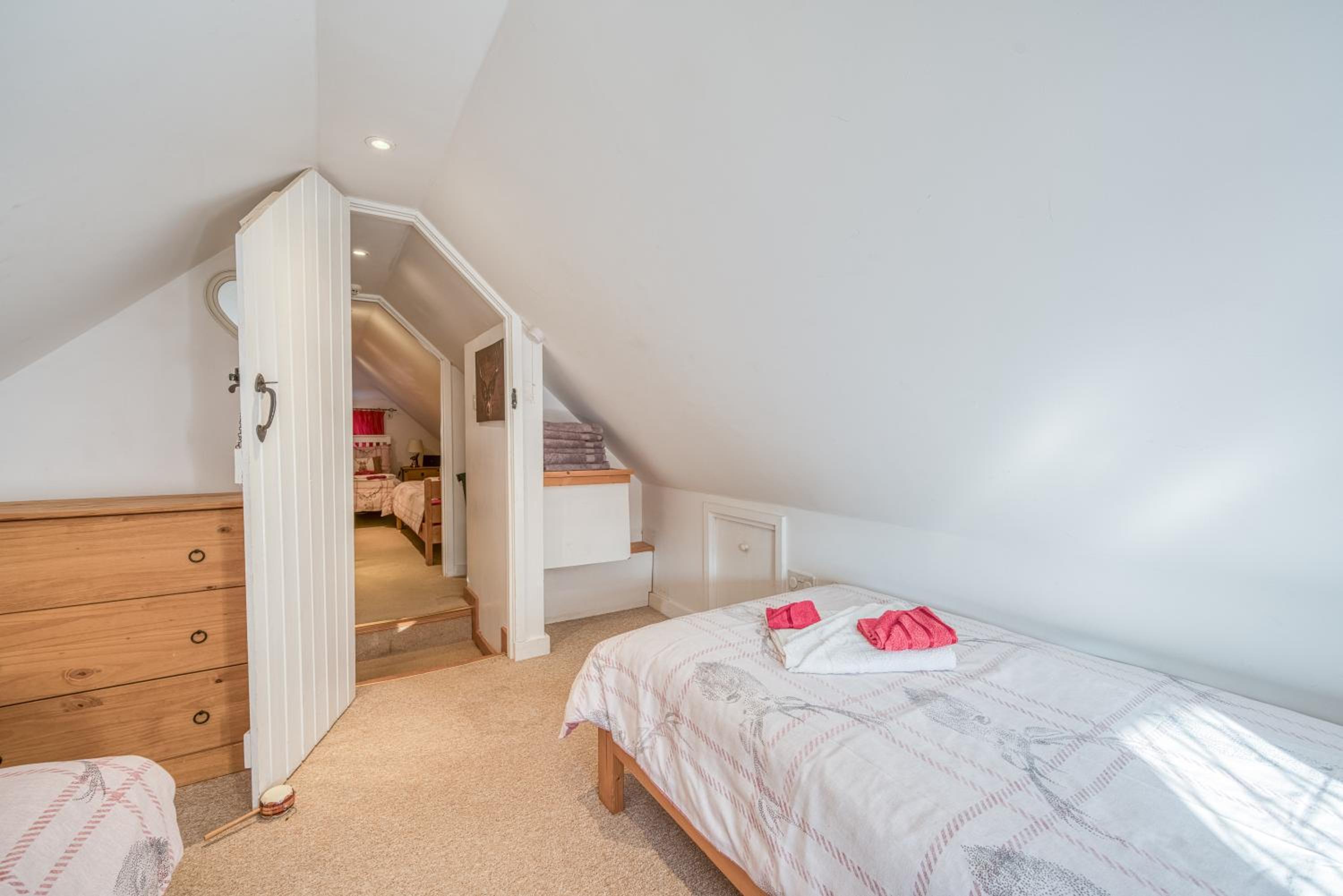 Two-Bedroom House photo 2