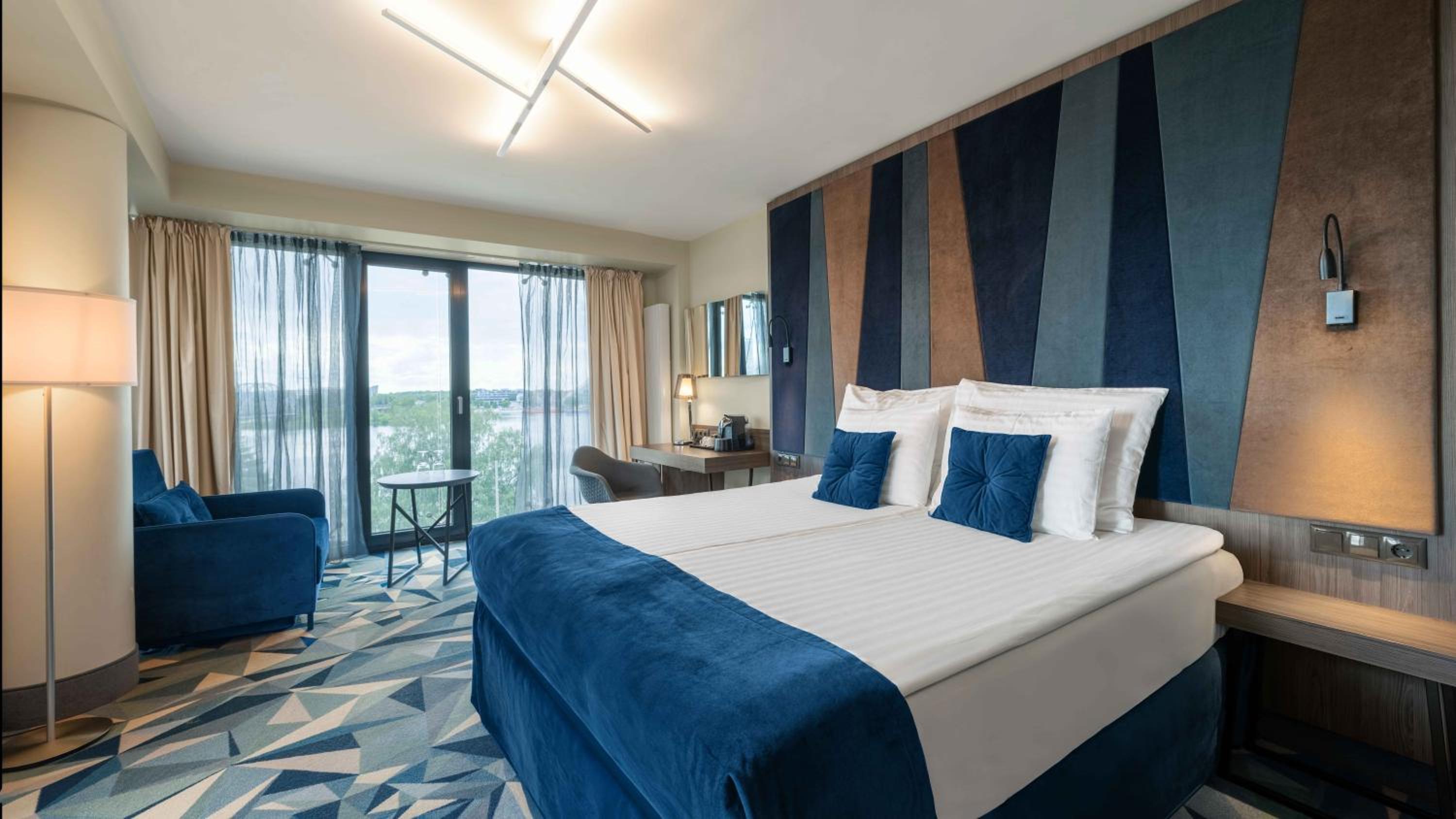 "Riverside" Superior Double Room - Photo 1