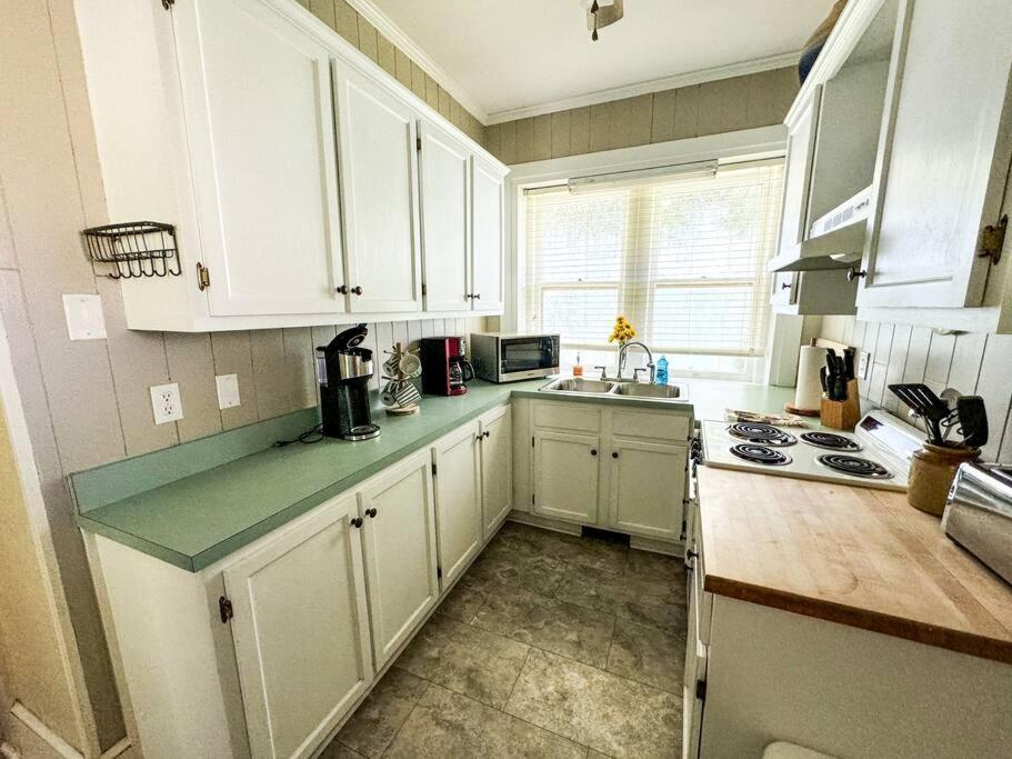 Two-Bedroom House photo 2