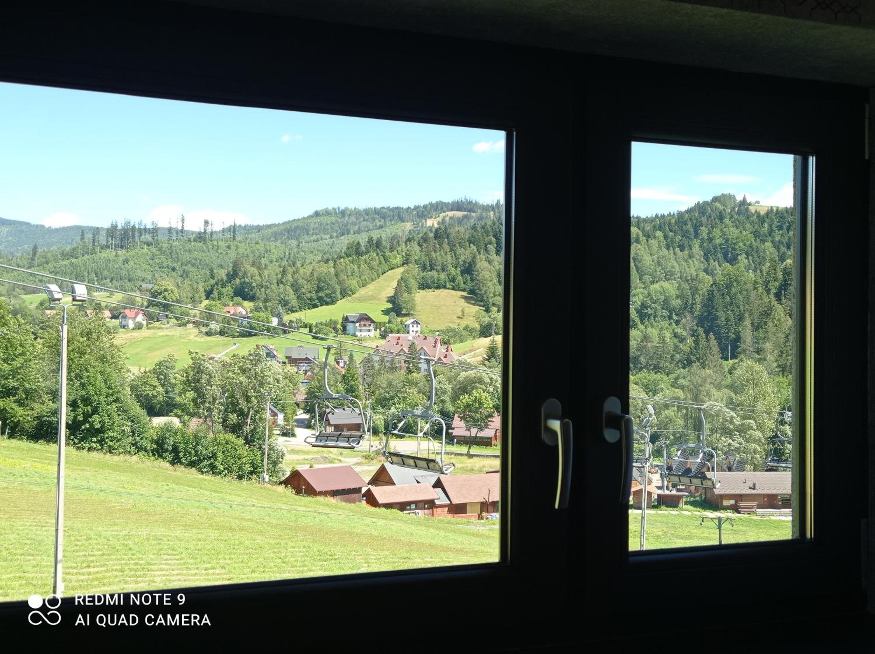 Quadruple Room with Mountain View - Photo 5