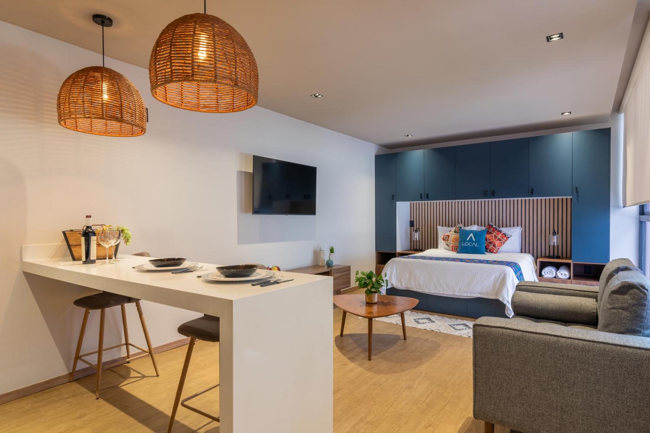 Suite with Kitchenette